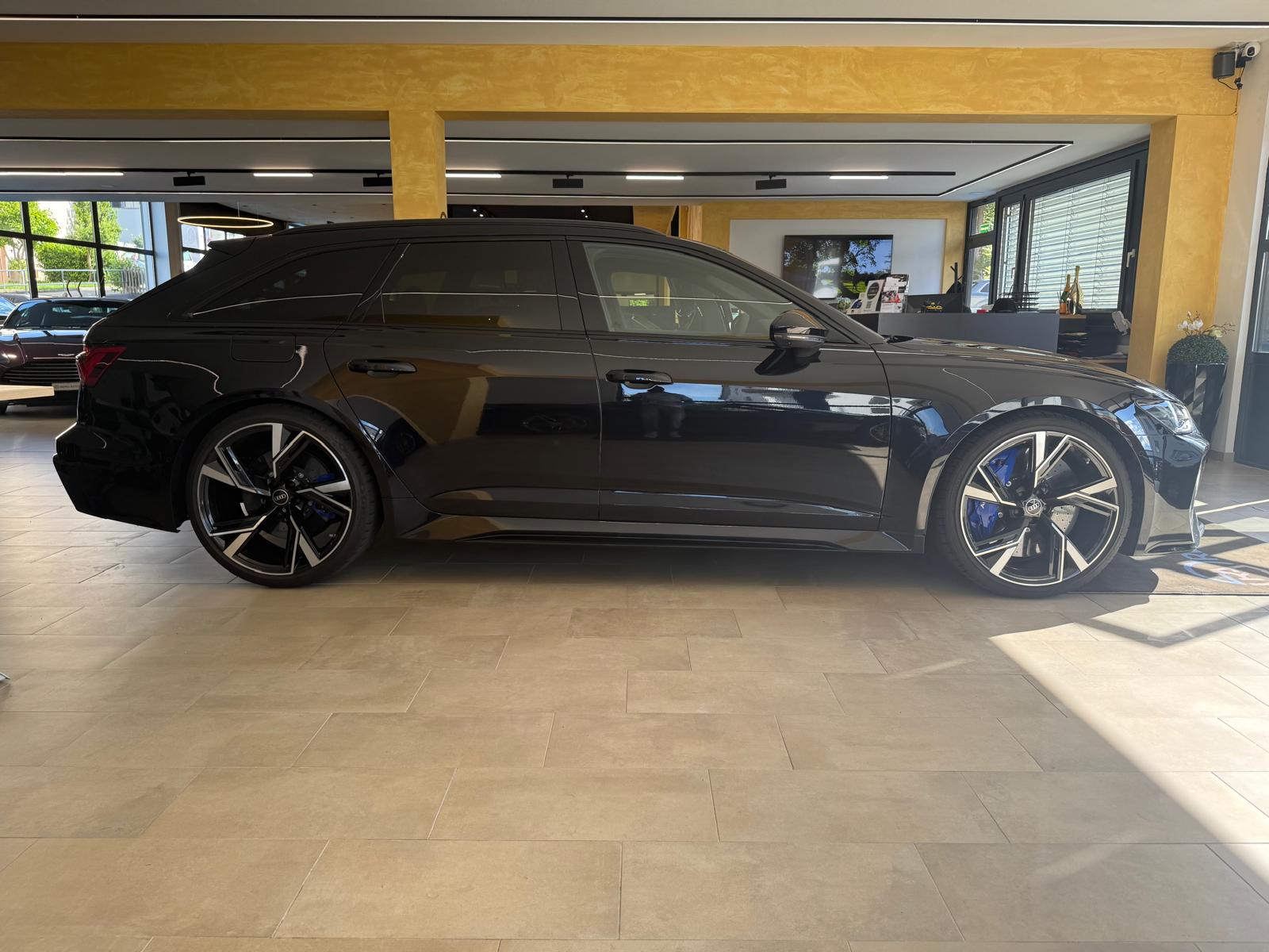 AUDI RS6 Avant 4.0 TFSI V8 quattro-image-1