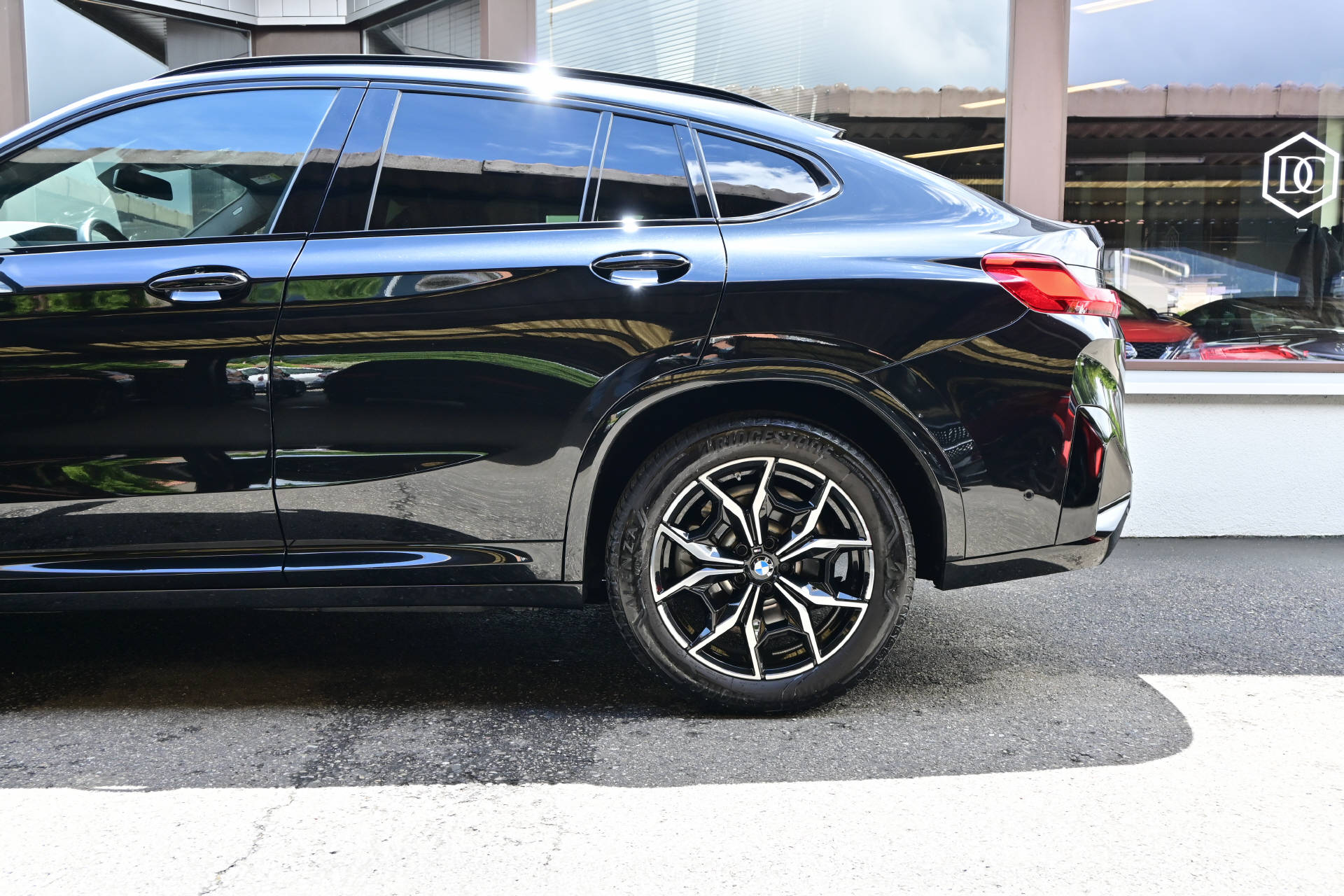 BMW X4 20d xDrive **M-Sport Pro** All Black**-image-5