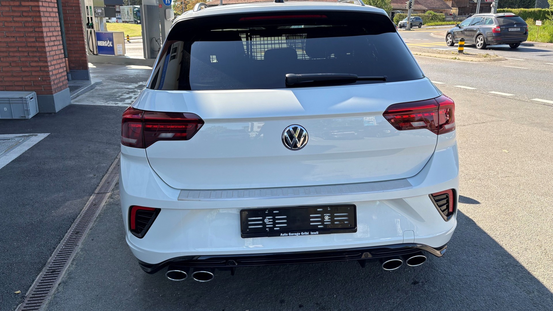 VW T-Roc 2.0 TSI R DSG 4Motion-image-3