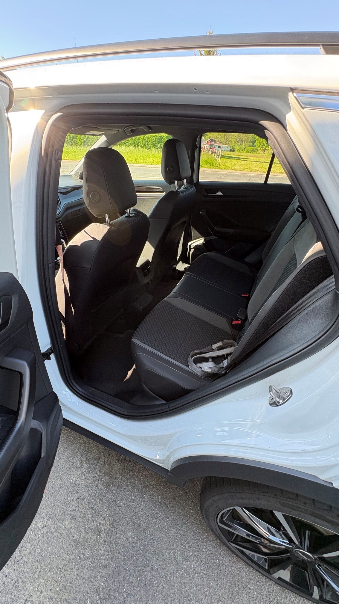 VW T-Roc 2.0 TSI R DSG 4Motion-image-8