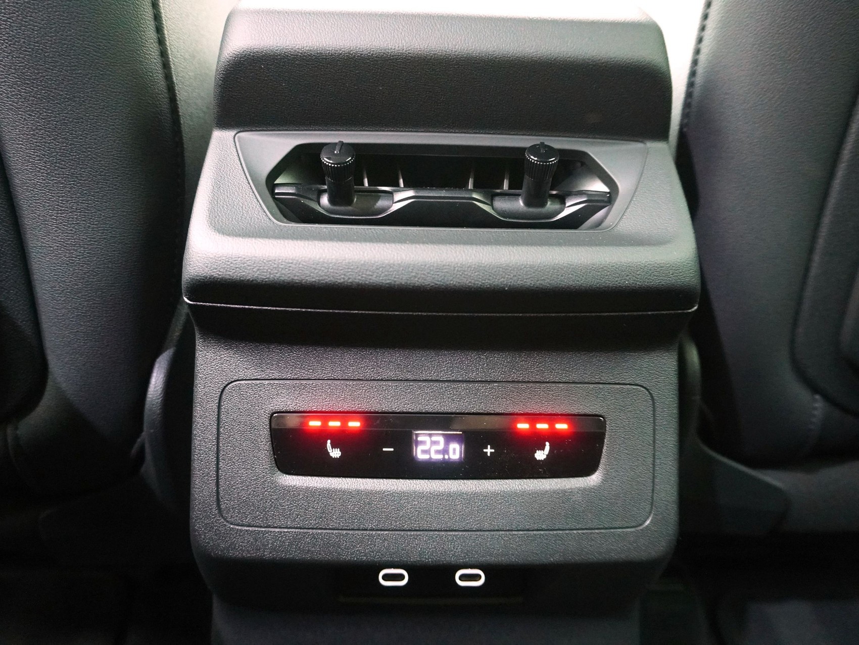 AUDI Q6 e-tron quattro **Audi Werksgarantie bis 06/2030**-image-16
