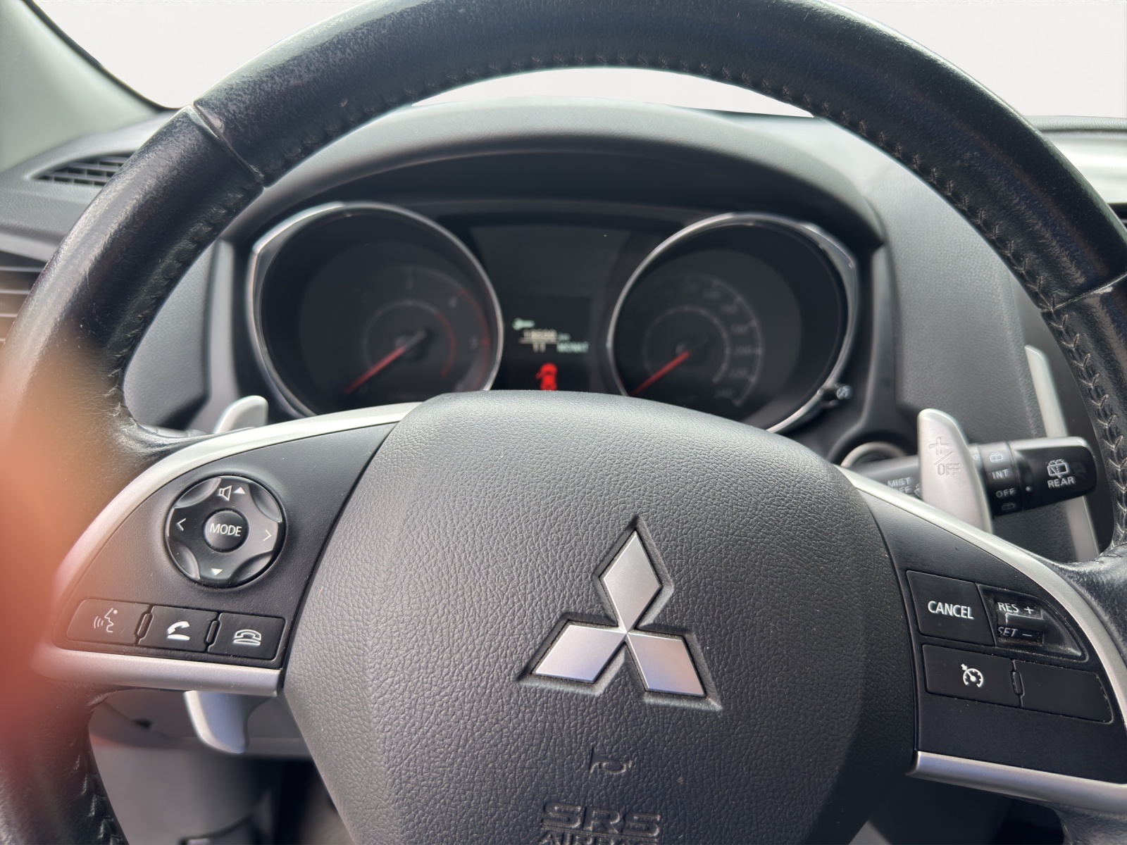 MITSUBISHI ASX 2.2 DID Navigator 4WD Automatic-image-8