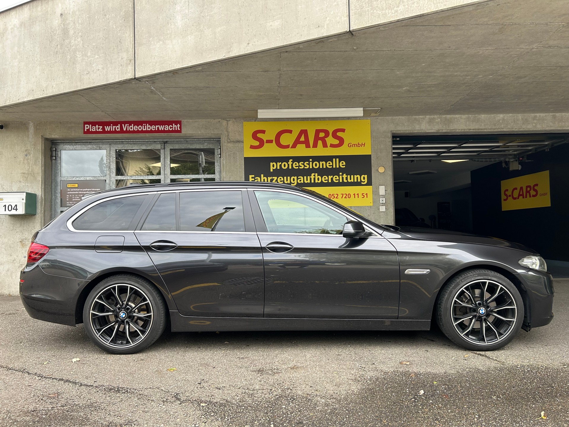 BMW 520d Touring xDrive Steptronic-image-6