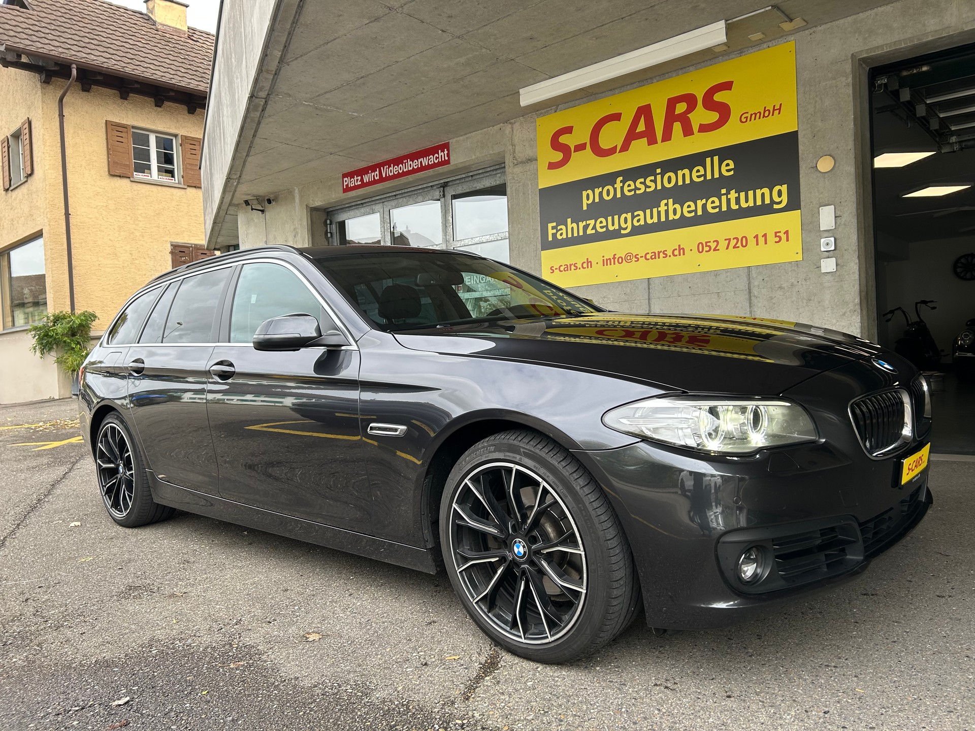 BMW 520d Touring xDrive Steptronic-image-7