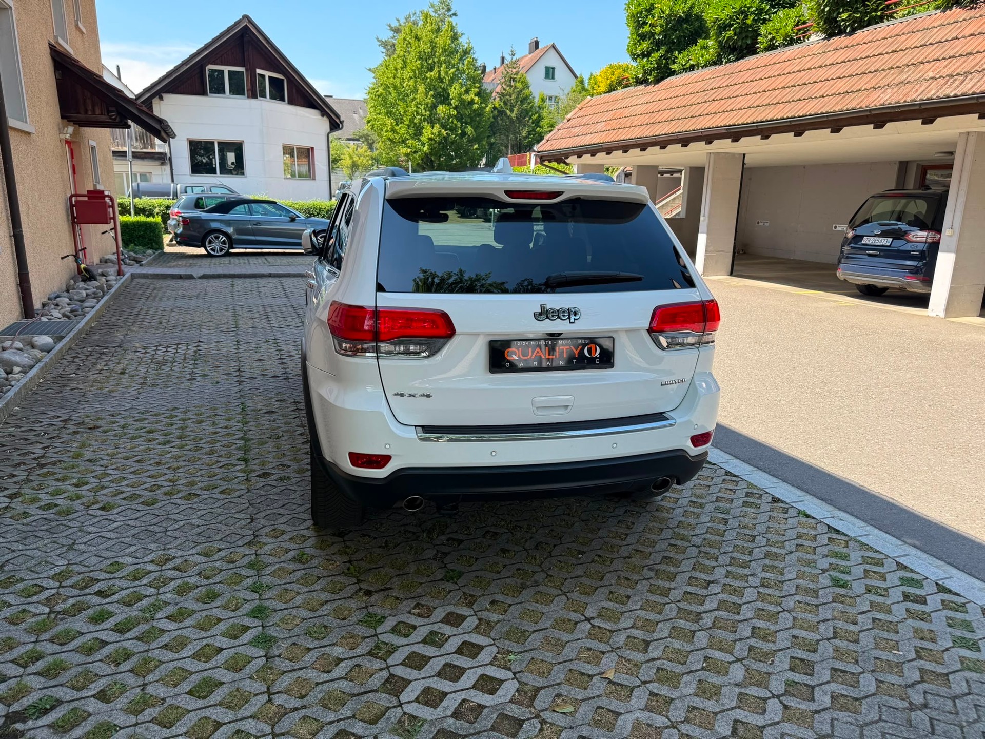 JEEP Grand Cherokee 3.0 CRD Limited Automatic-showroom-element-3