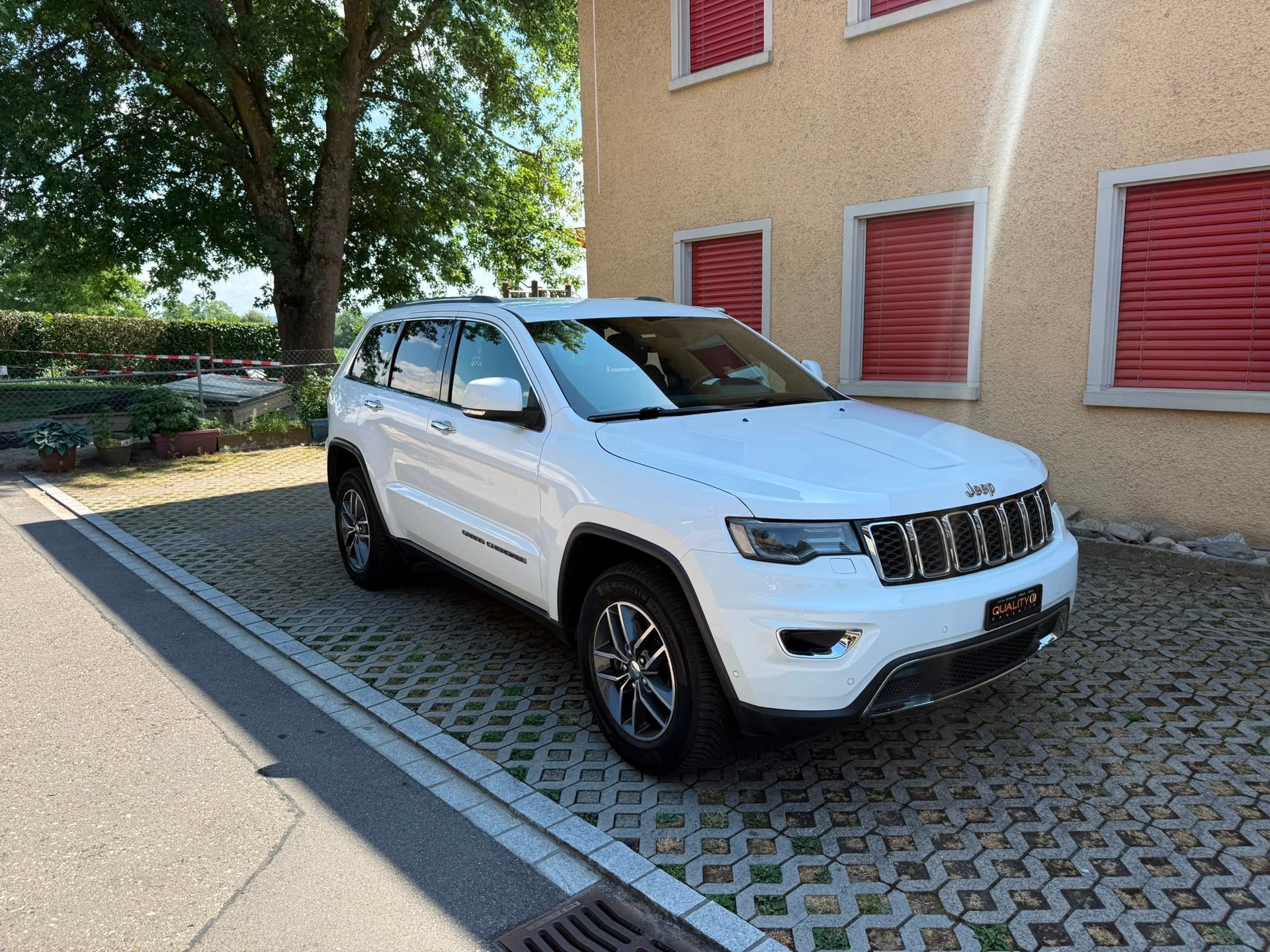 JEEP Grand Cherokee 3.0 CRD Limited Automatic-showroom-element-2
