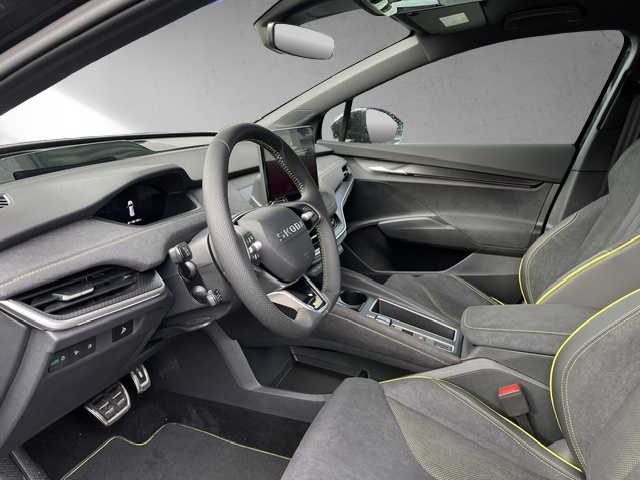 SKODA Elroq RS 4x4-image-4