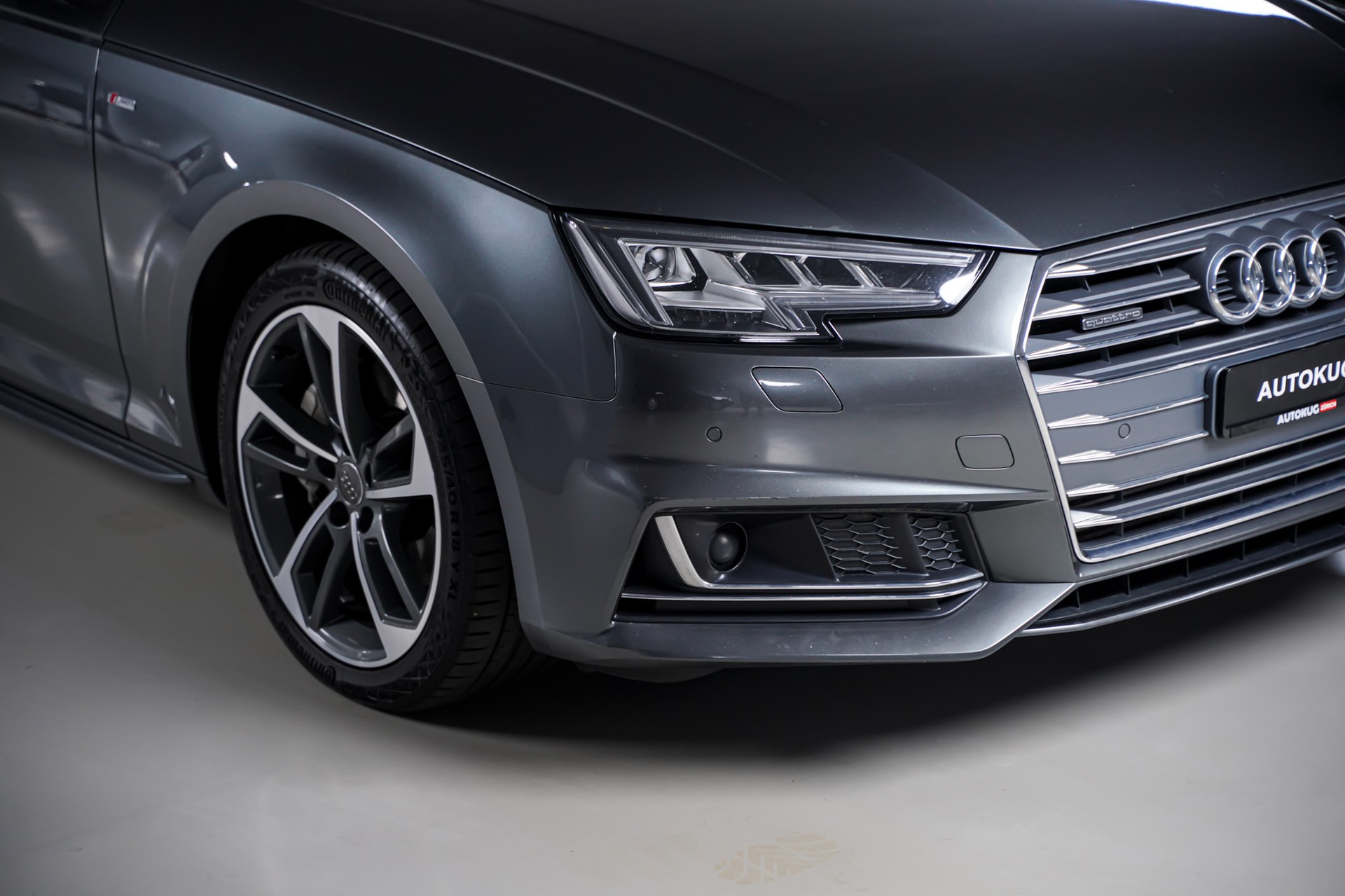 AUDI A4 Avant 3.0 TDI S-Line quattro S-tronic-showroom-element-3