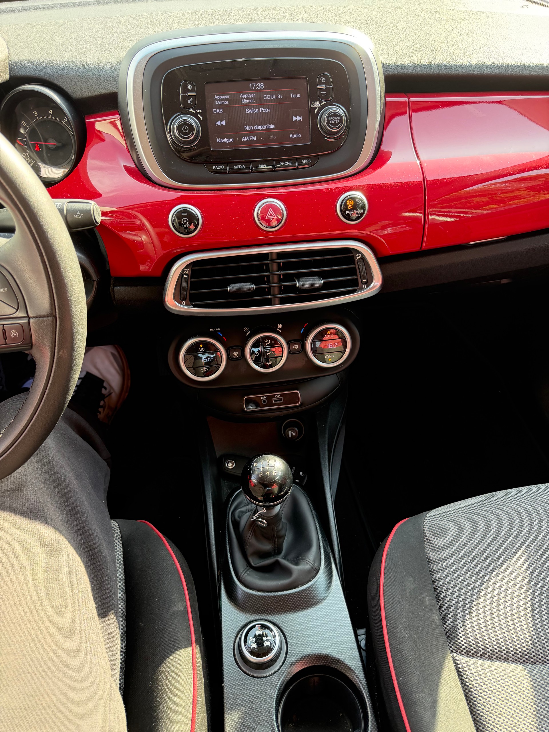 FIAT 500X 1.4T Lounge-image-10
