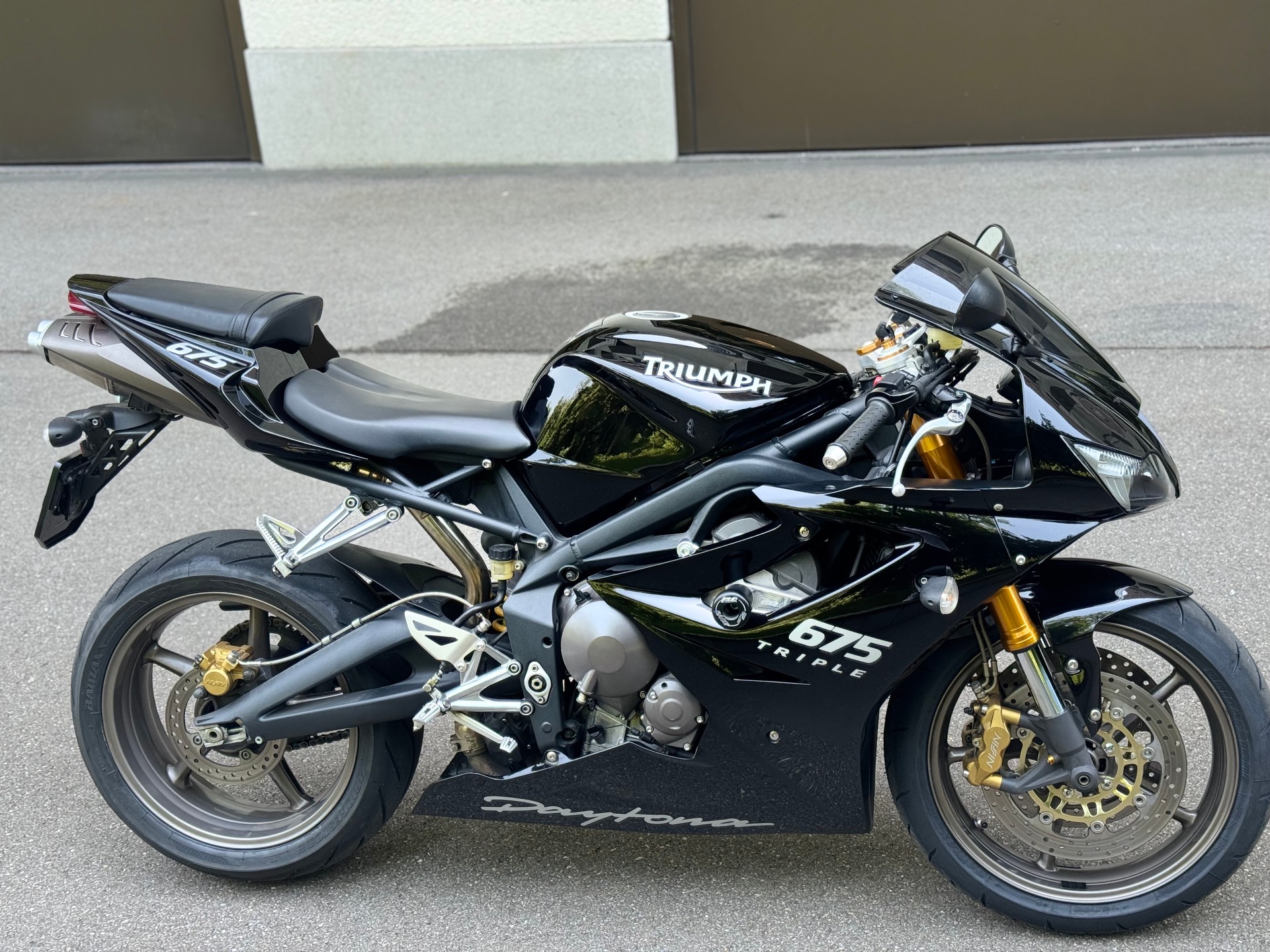 TRIUMPH Daytona 675-image-3