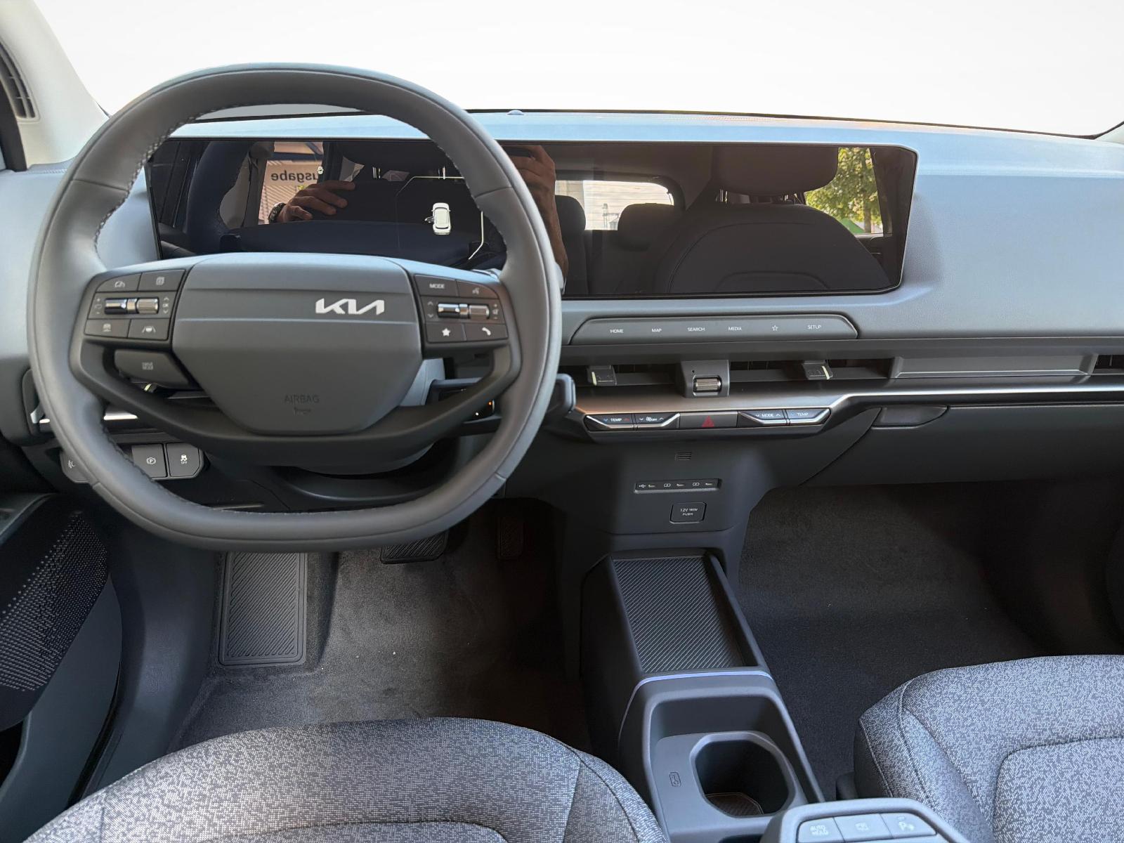 KIA EV2 61 kWh Air-image-8