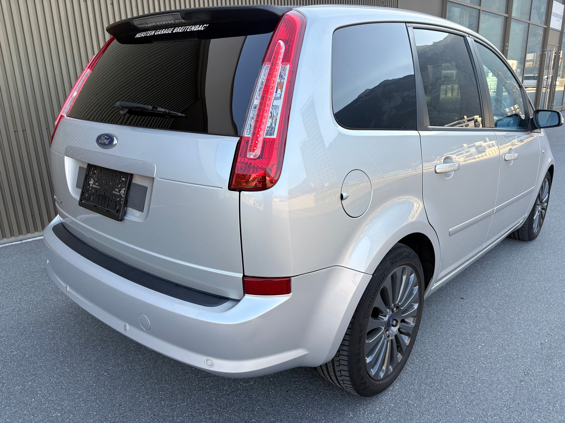 FORD C-Max 2.0 16V Titanium Automatic-image-10