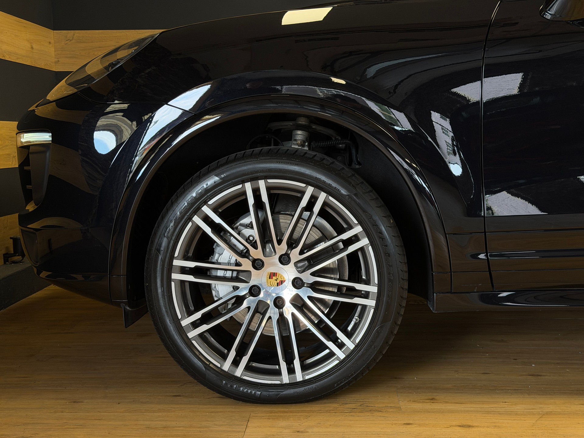 PORSCHE Cayenne S Diesel Platinum-image-9