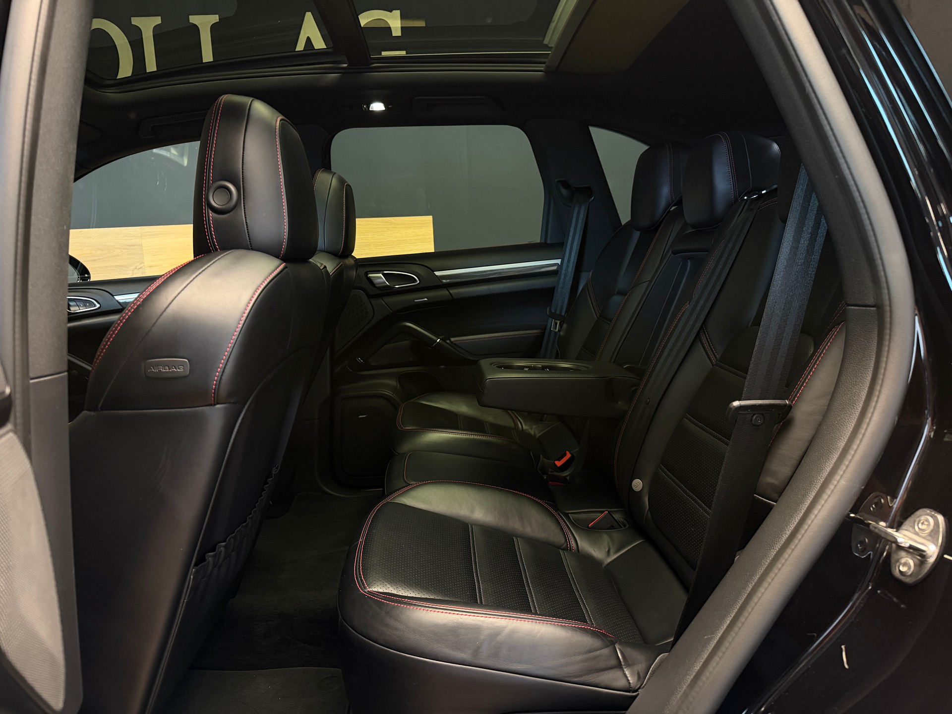 PORSCHE Cayenne S Diesel Platinum-image-20