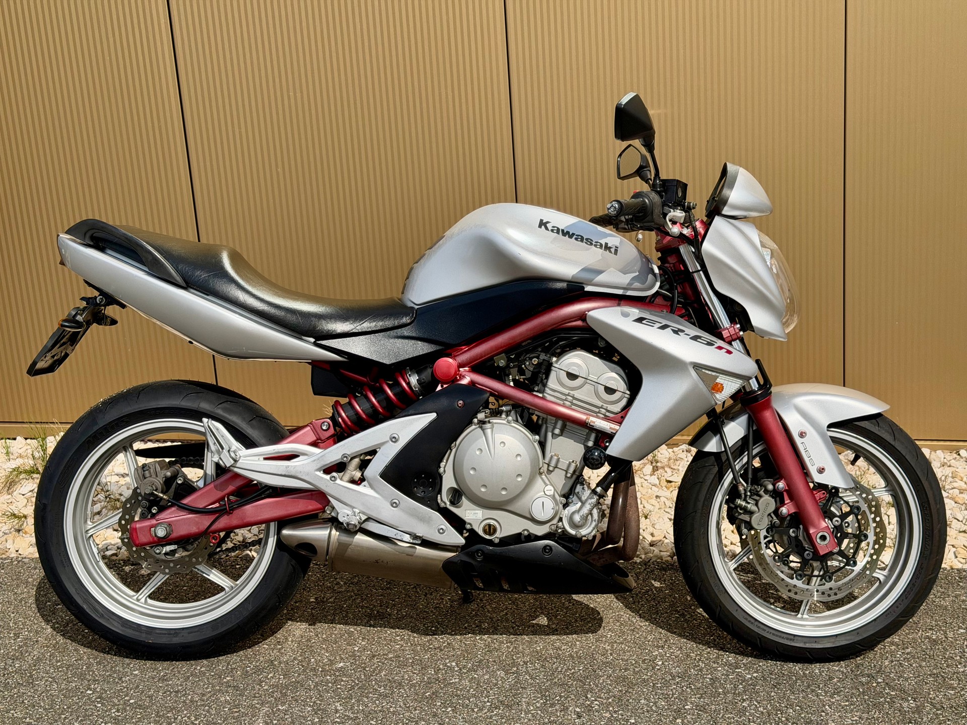 KAWASAKI ER-6 n ABS (25kW)-showroom-element-3