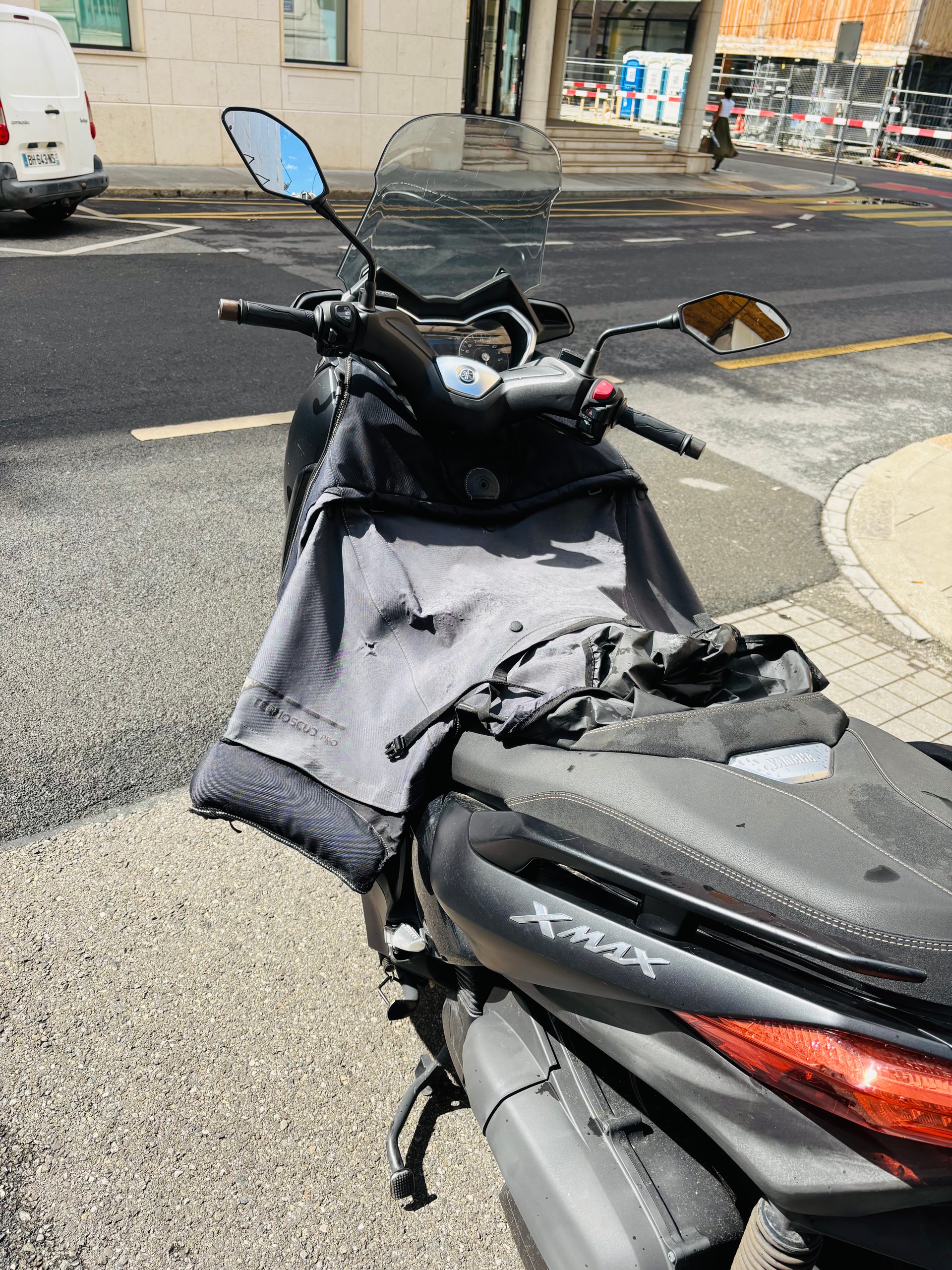 YAMAHA X-Max YP 125 R ron Max ABS-image-3