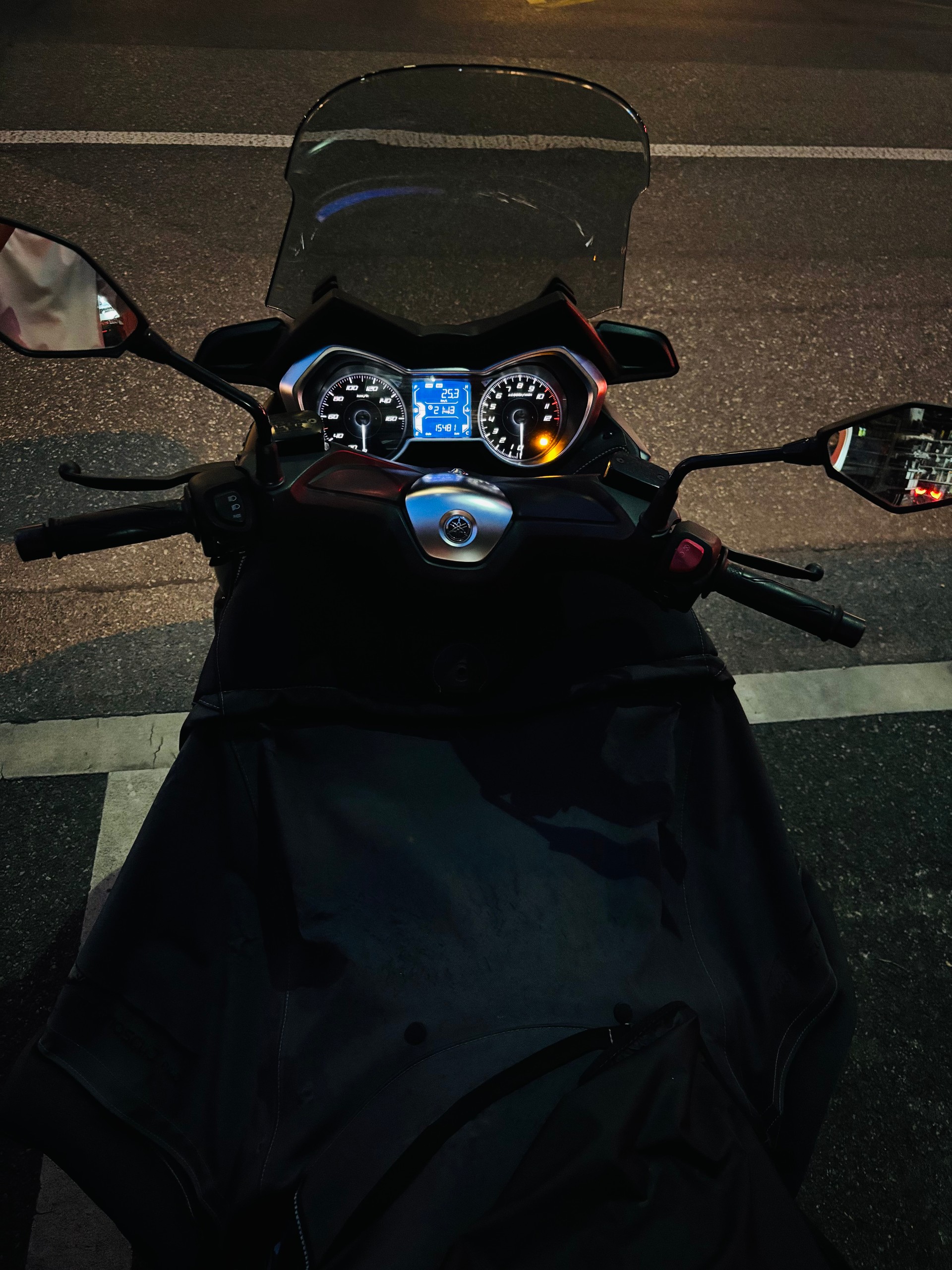 YAMAHA X-Max YP 125 R ron Max ABS-image-11