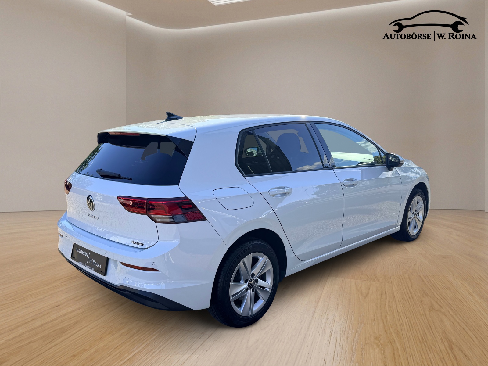 VW Golf 2.0 TDI Life DSG 4Motion-showroom-element-2