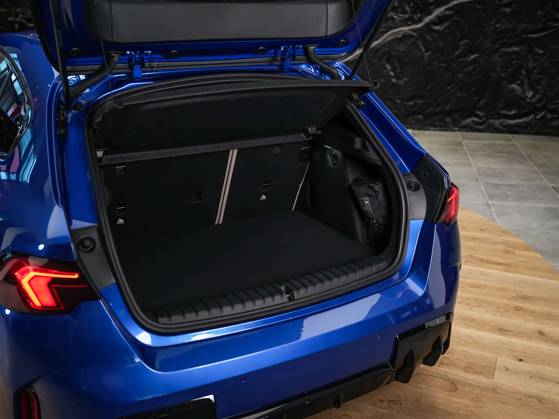 BMW 120d Steptronic *Leder*Werksgarantie*Lenkradheizung*-image-38