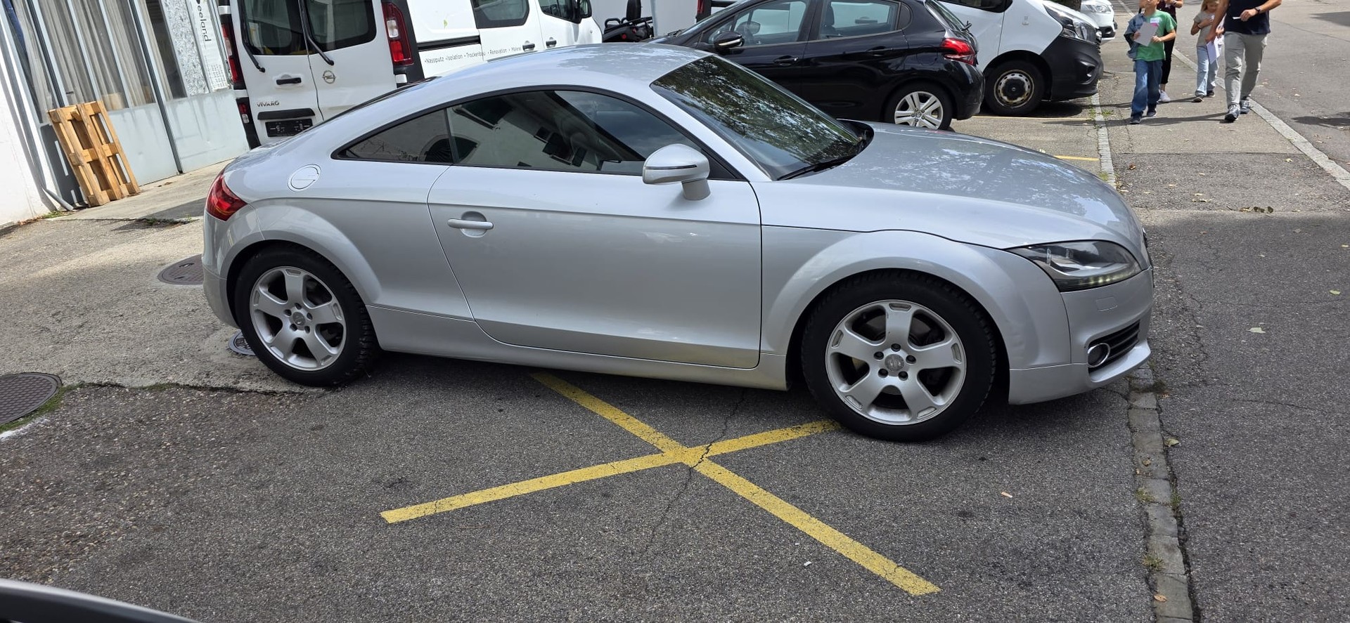 AUDI TT Coupé 2.0 TFSI quattro S-tronic-showroom-element-2