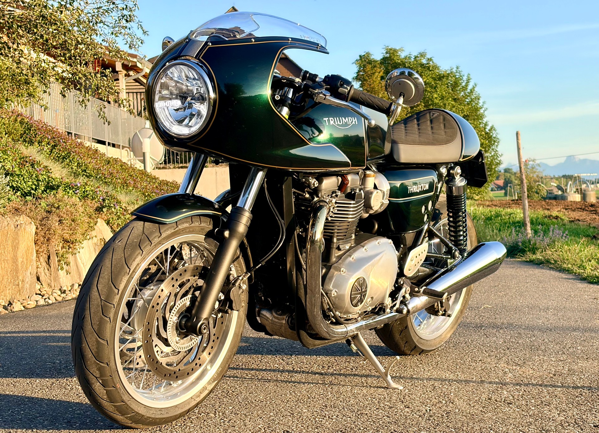 TRIUMPH 1200 ABS Cafe Racer-image-1