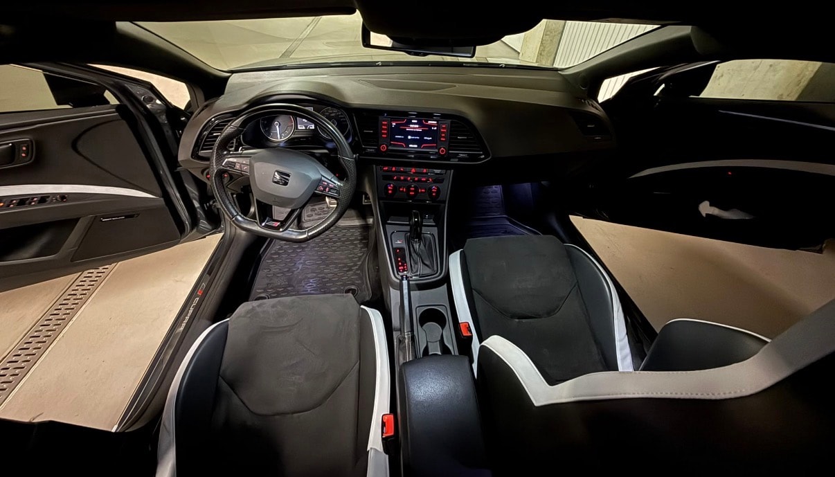 SEAT Leon ST 2.0 TSI Cupra 280 DSG-image-7