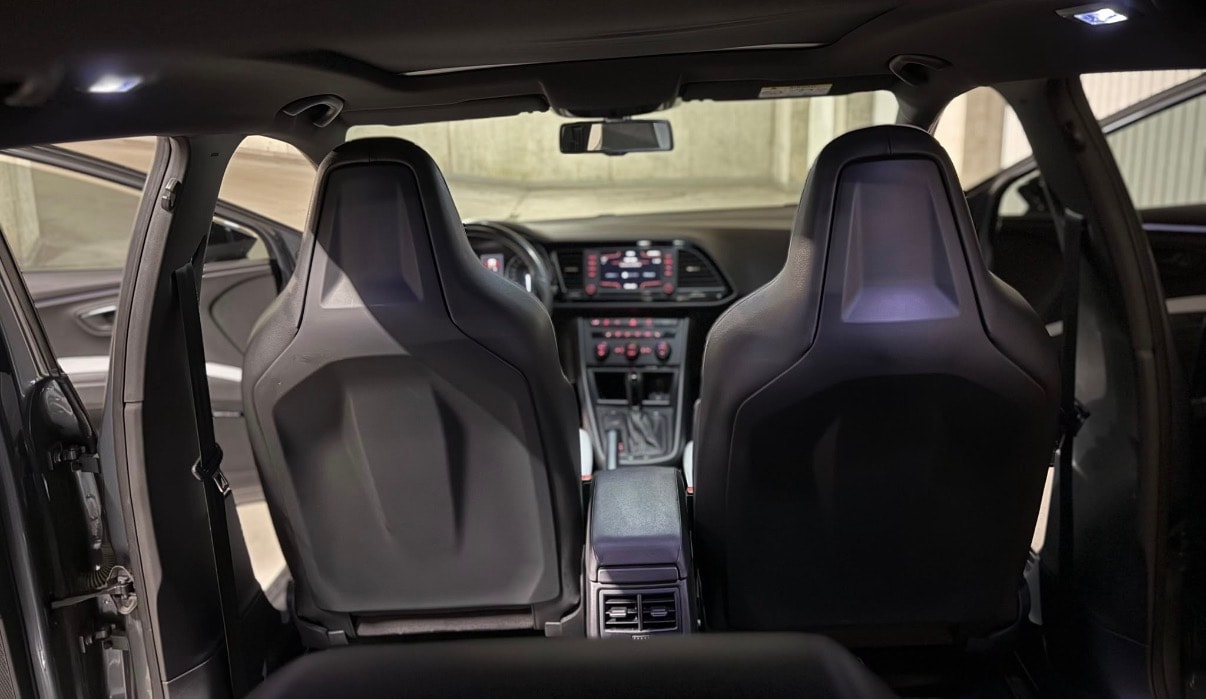 SEAT Leon ST 2.0 TSI Cupra 280 DSG-image-9
