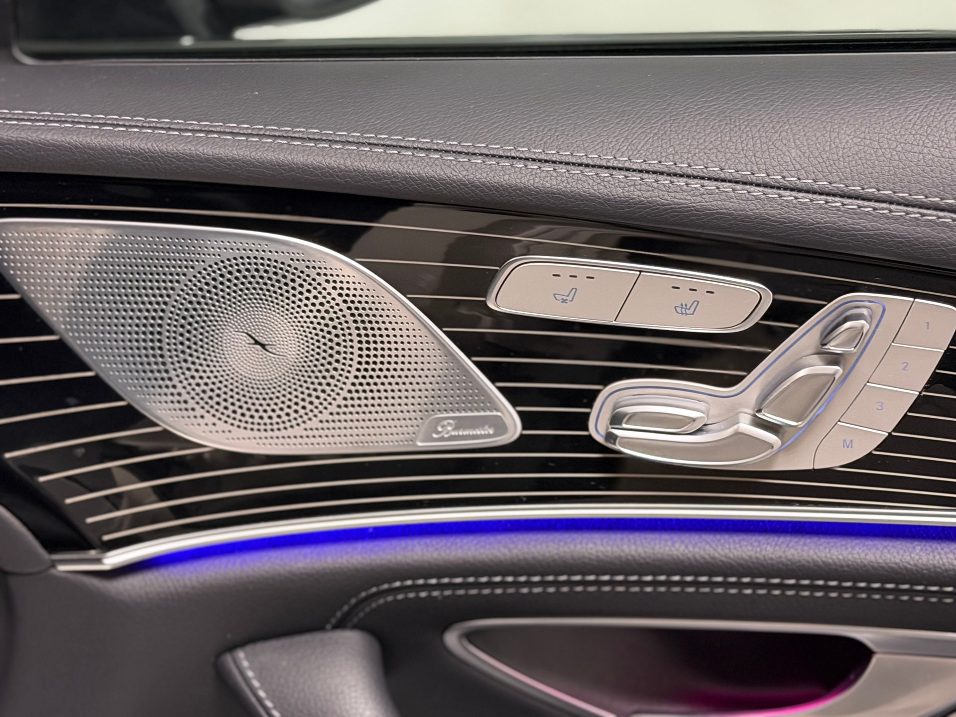 MERCEDES-BENZ CLS 450 4Matic 9G-Tronic-image-25