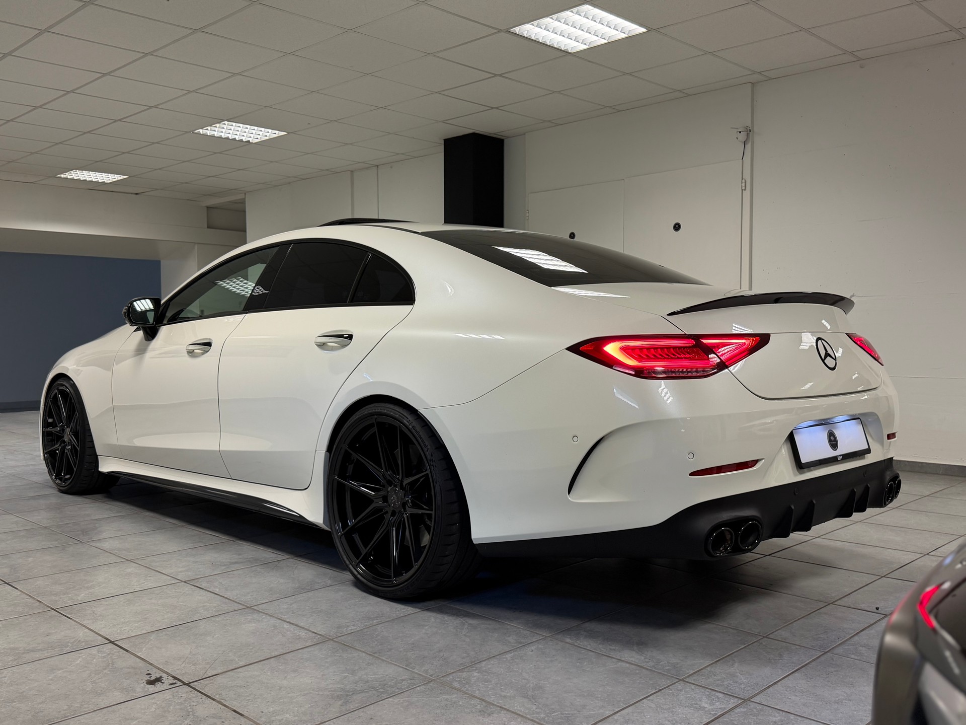MERCEDES-BENZ CLS 450 4Matic 9G-Tronic-image-11
