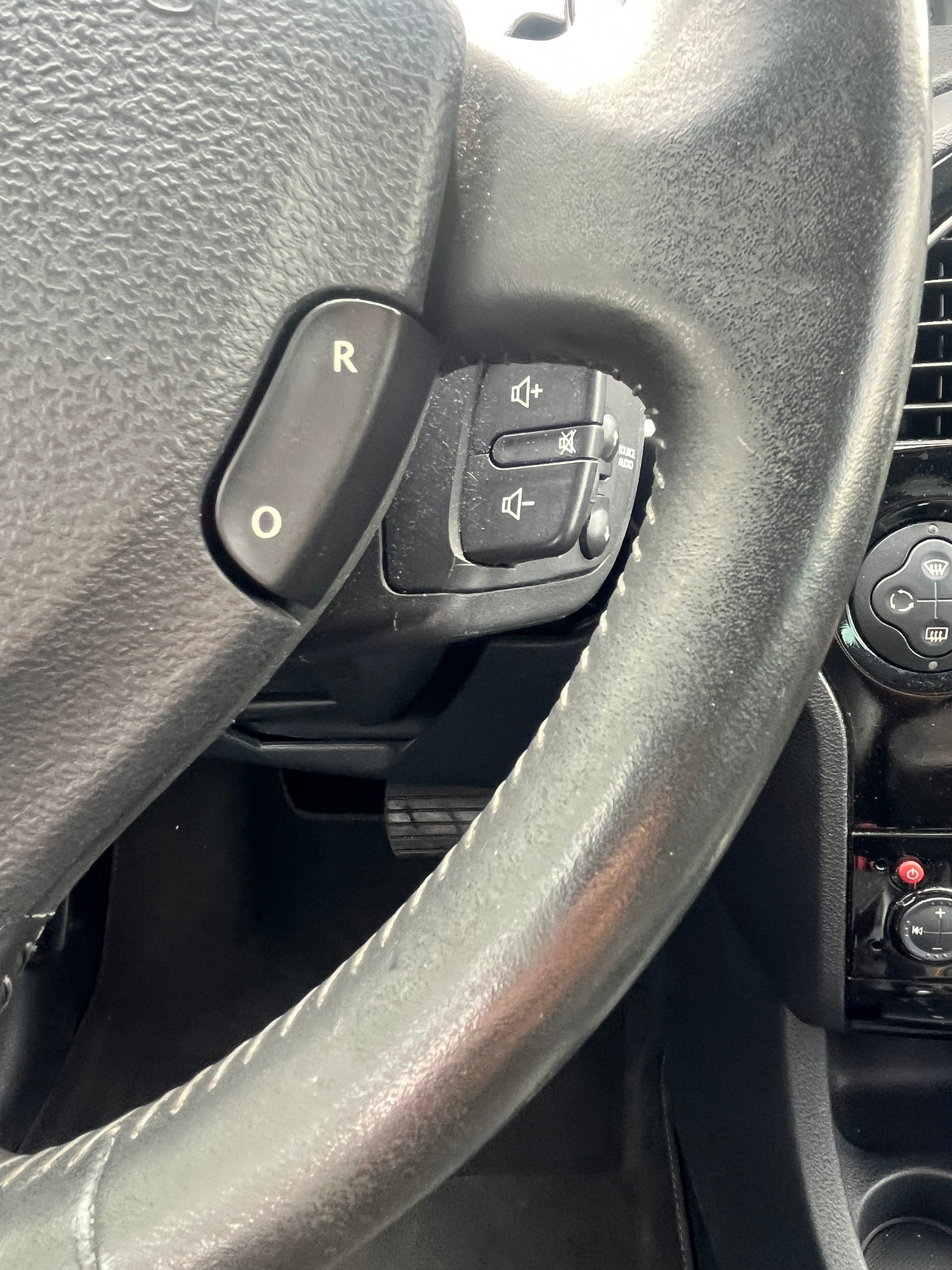 RENAULT Modus 1.6 16V Night&Day Automatic-image-14