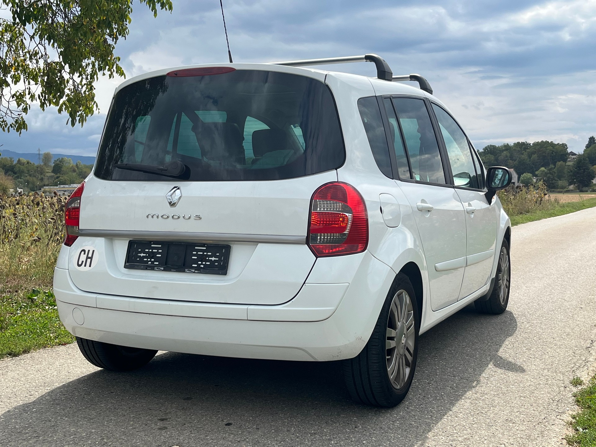 RENAULT Modus 1.6 16V Night&Day Automatic-image-6