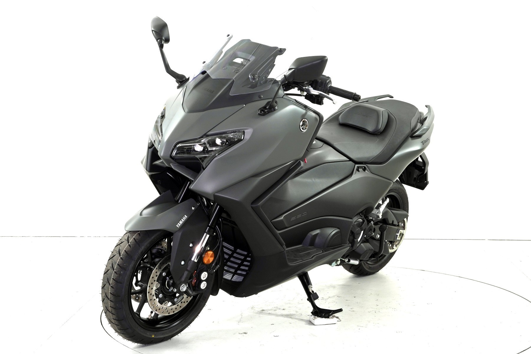 YAMAHA TMax 560 ABS-image-2