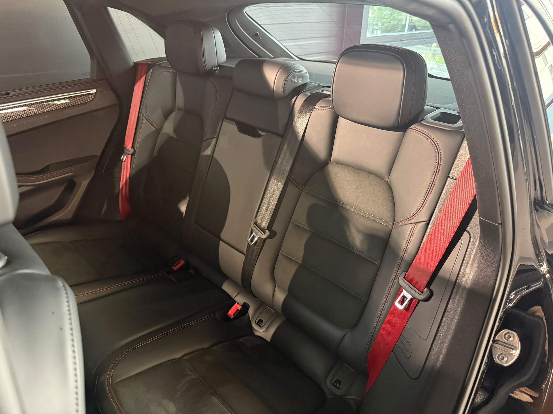PORSCHE Macan GTS PDK-image-9