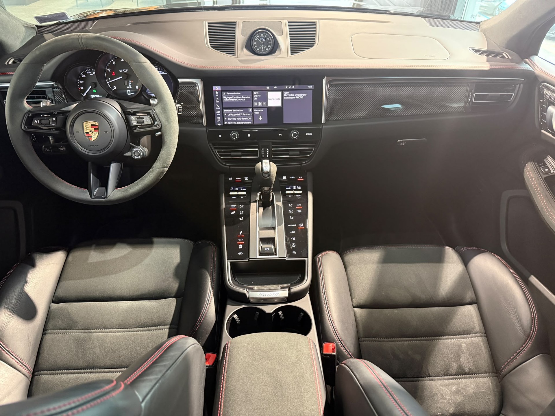 PORSCHE Macan GTS PDK-image-12