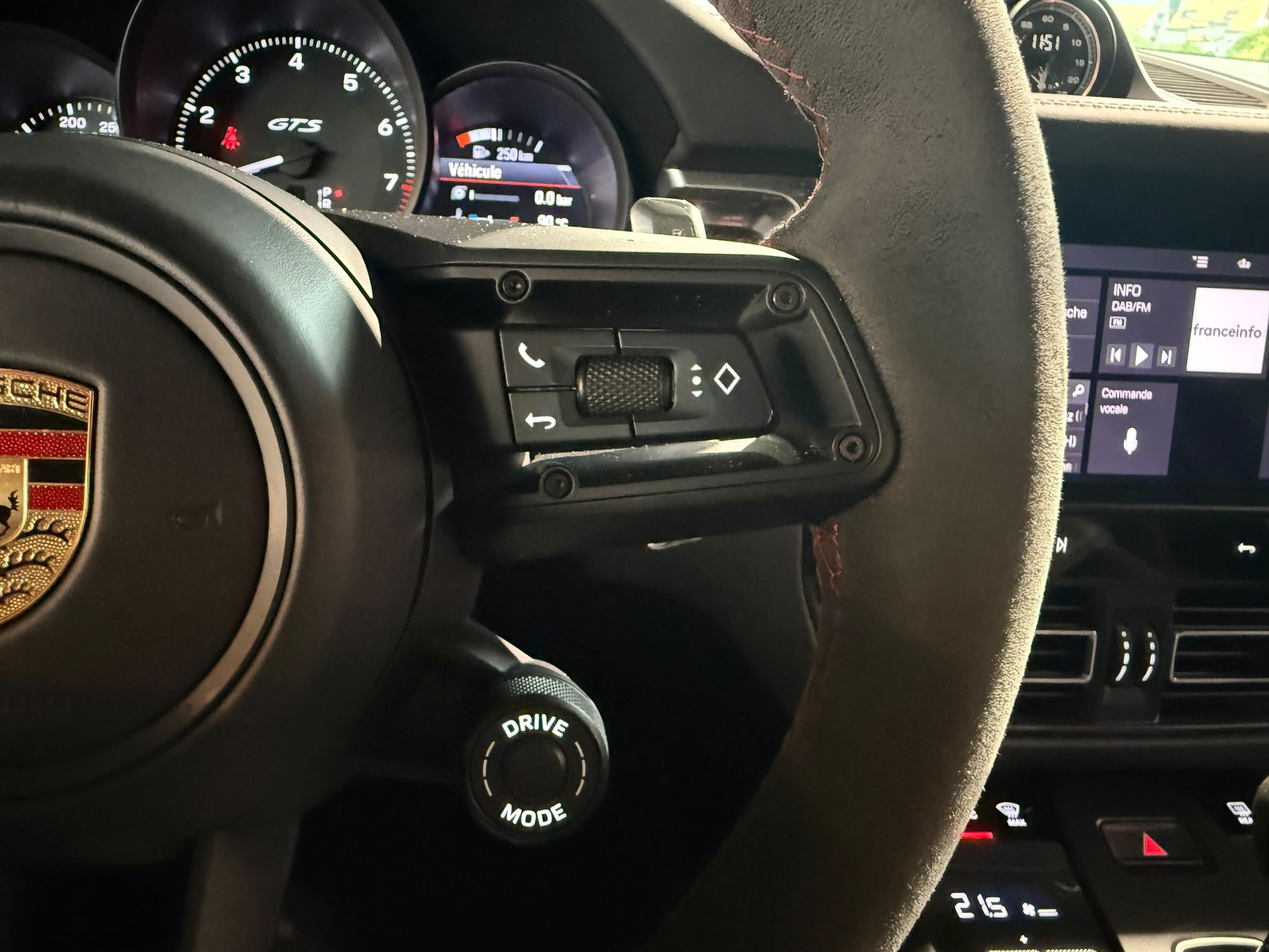 PORSCHE Macan GTS PDK-image-17
