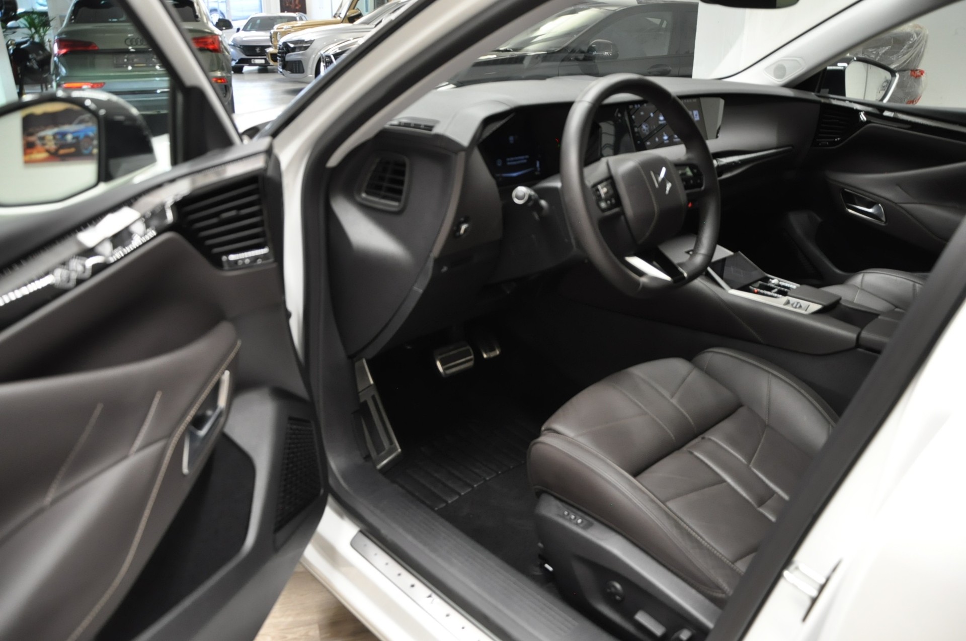 DS AUTOMOBILES DS 4 1.2 Pure Tech Rivoli EAT8-image-10