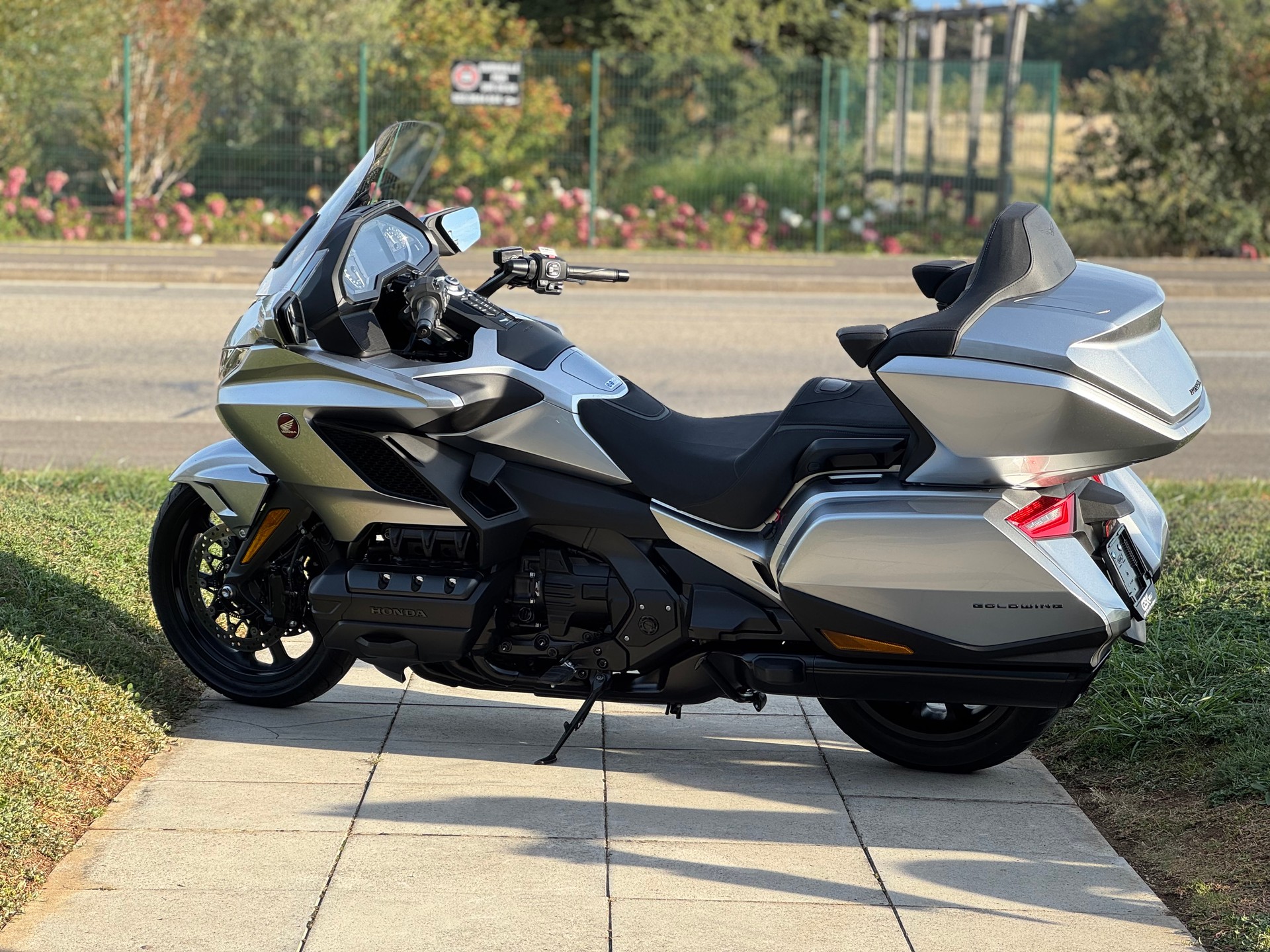 HONDA HONDA GL 1800 DA DCT Goldwing-image-3