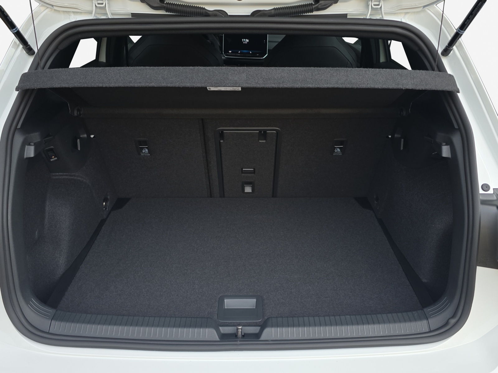 VW Golf 2.0 TSI R-Line DSG 4 Motion-image-12
