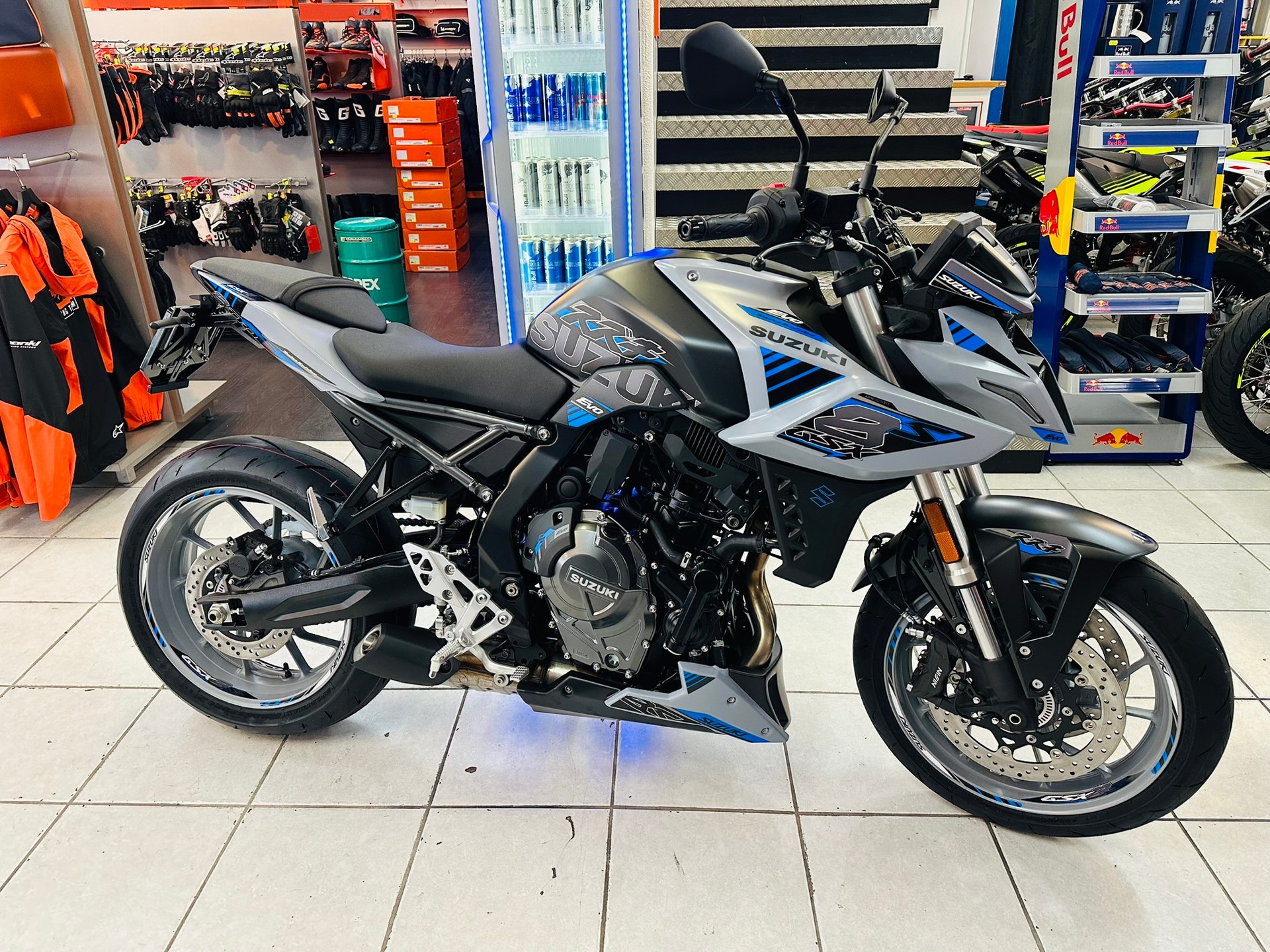 SUZUKI GSX 8 S EVO-image-0