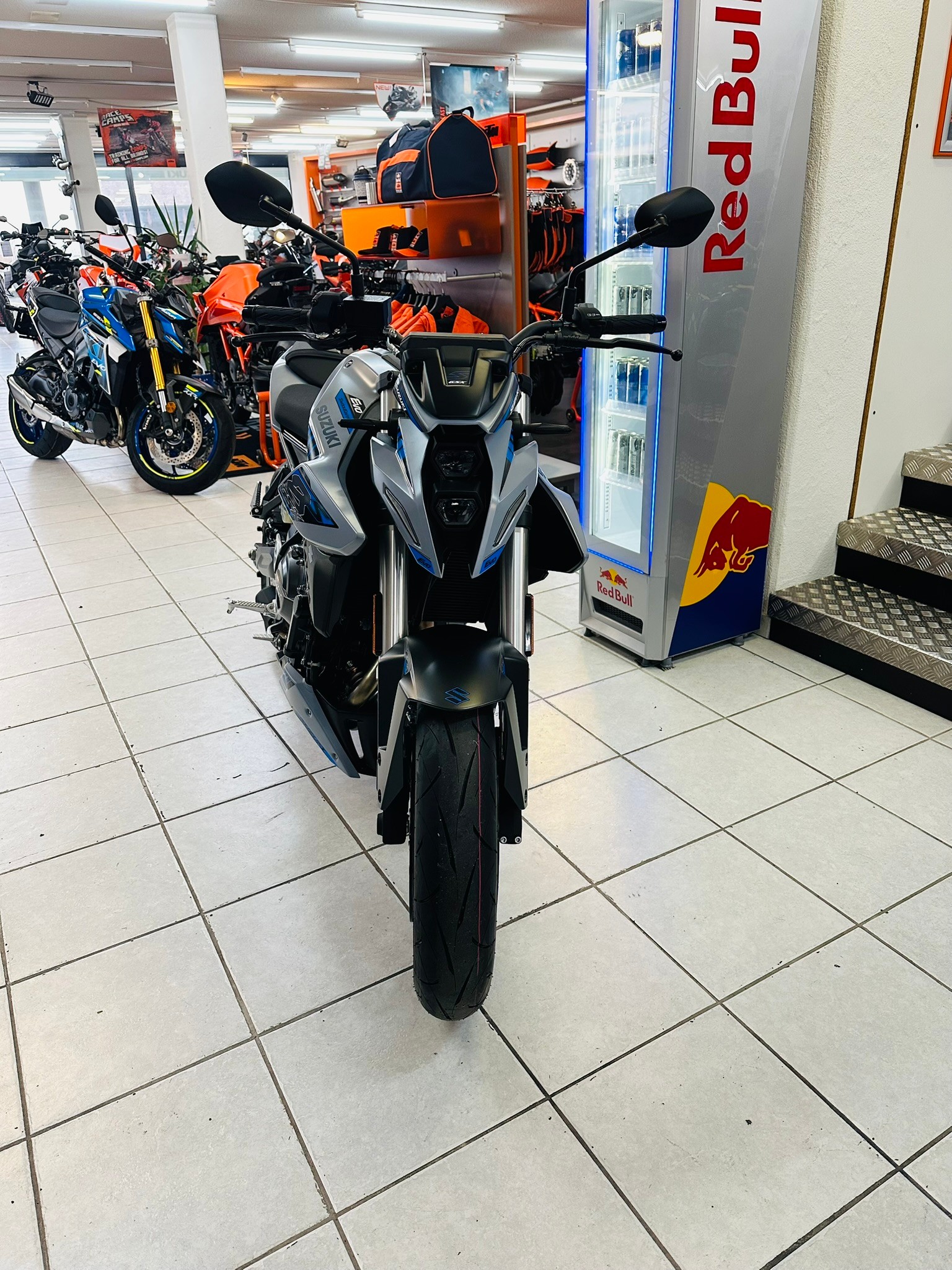 SUZUKI GSX 8 S EVO-image-1