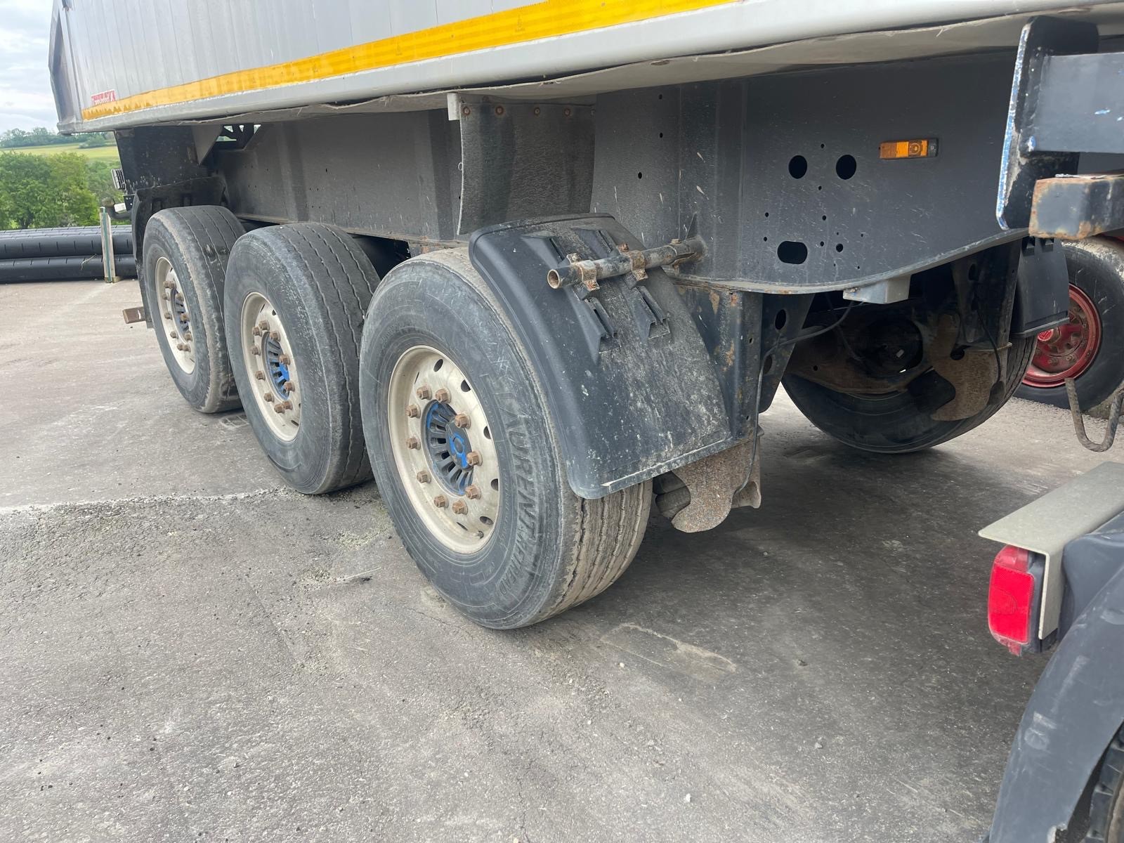 SCANIA G490-image-9