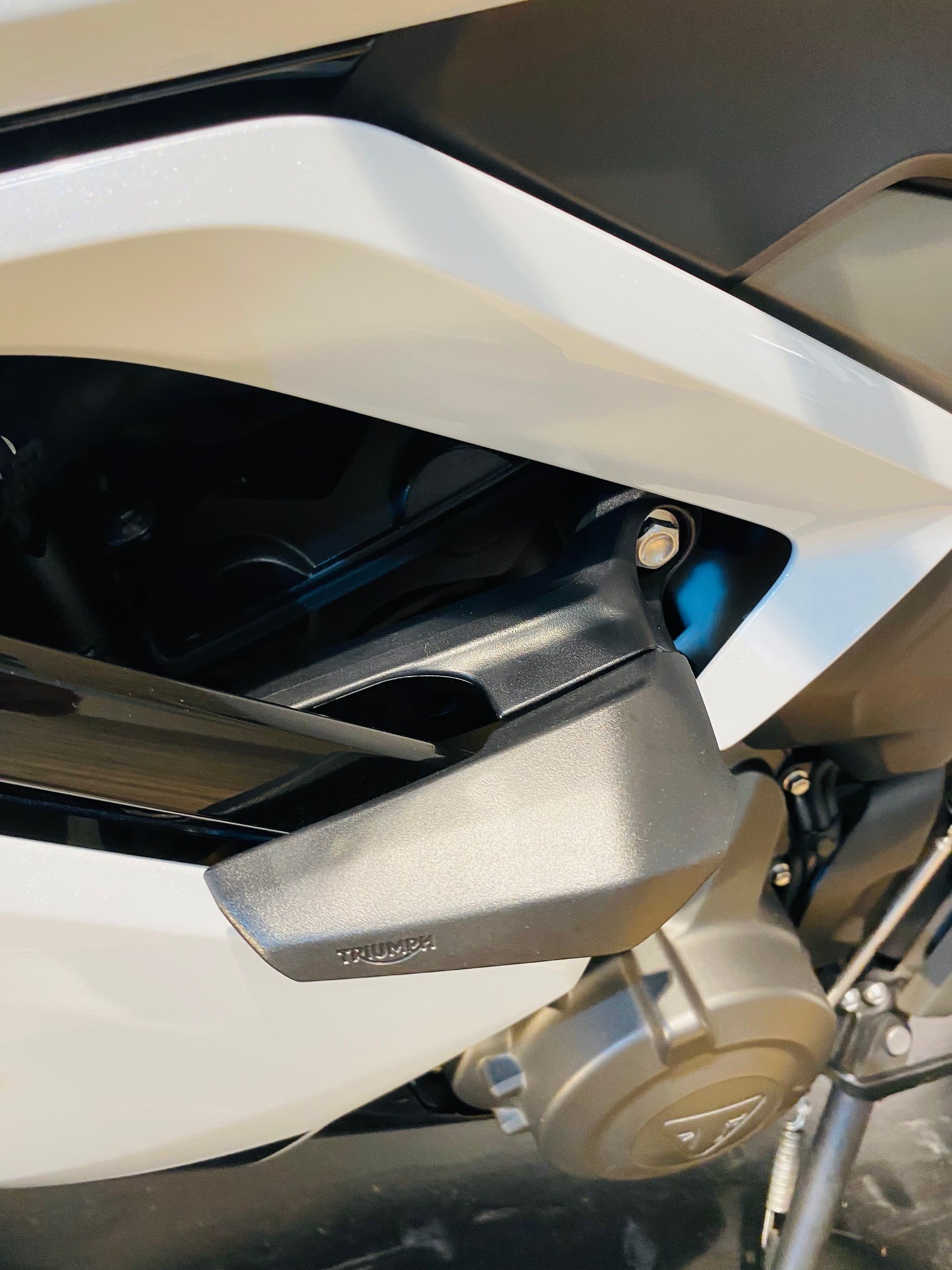 TRIUMPH Daytona 660-image-11