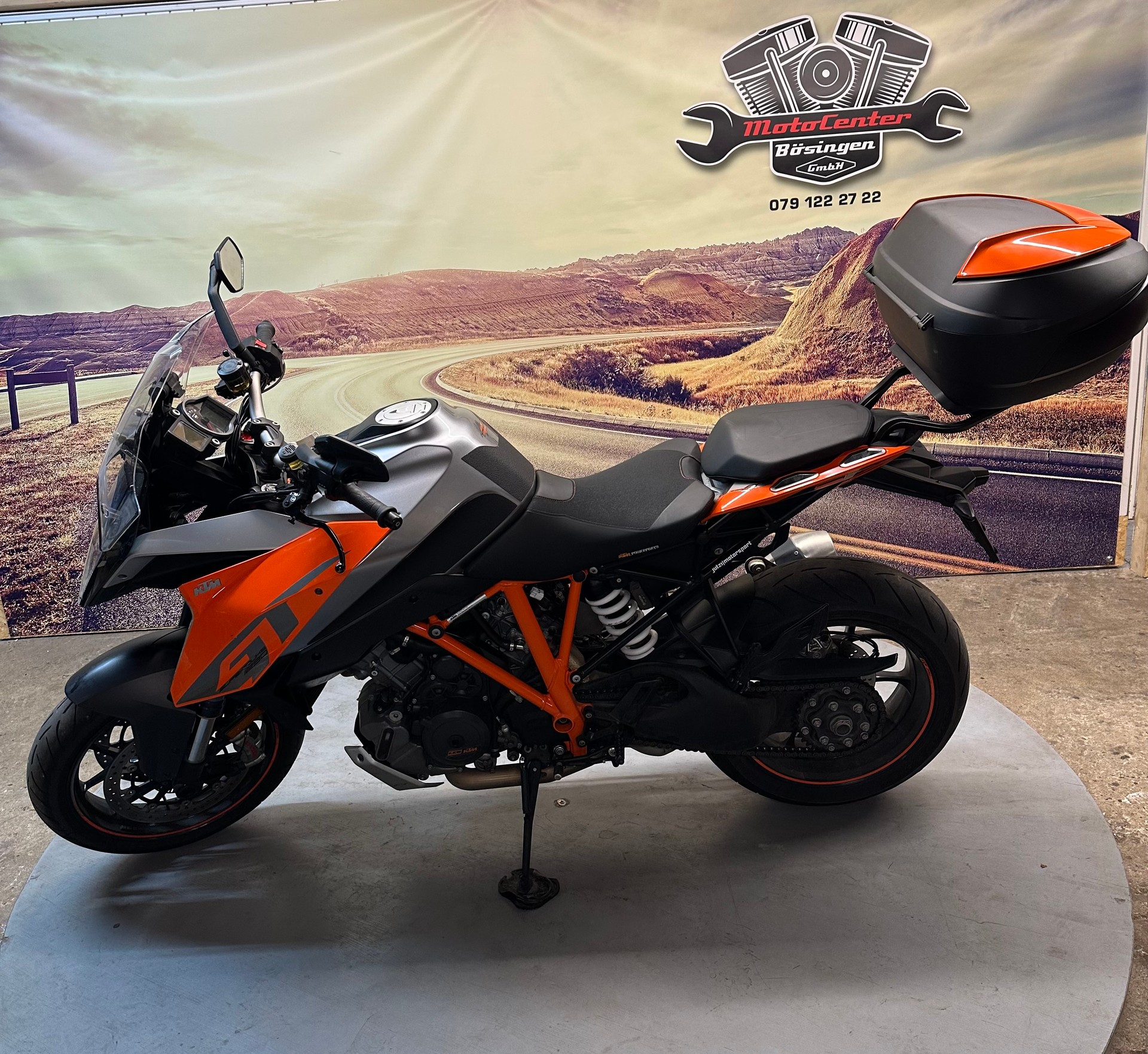 KTM 1290 Super Duke GT-image-4