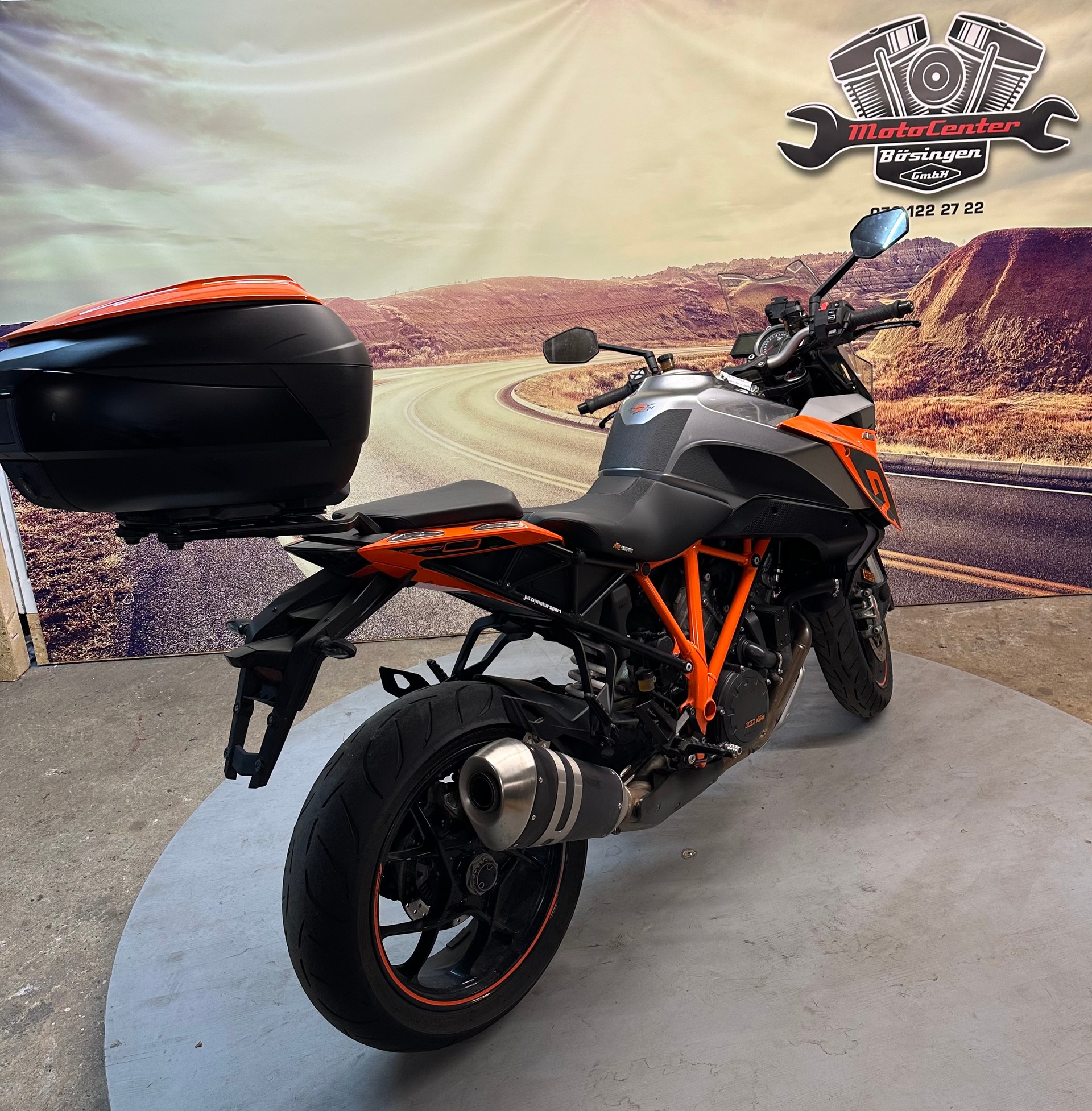 KTM 1290 Super Duke GT-image-6