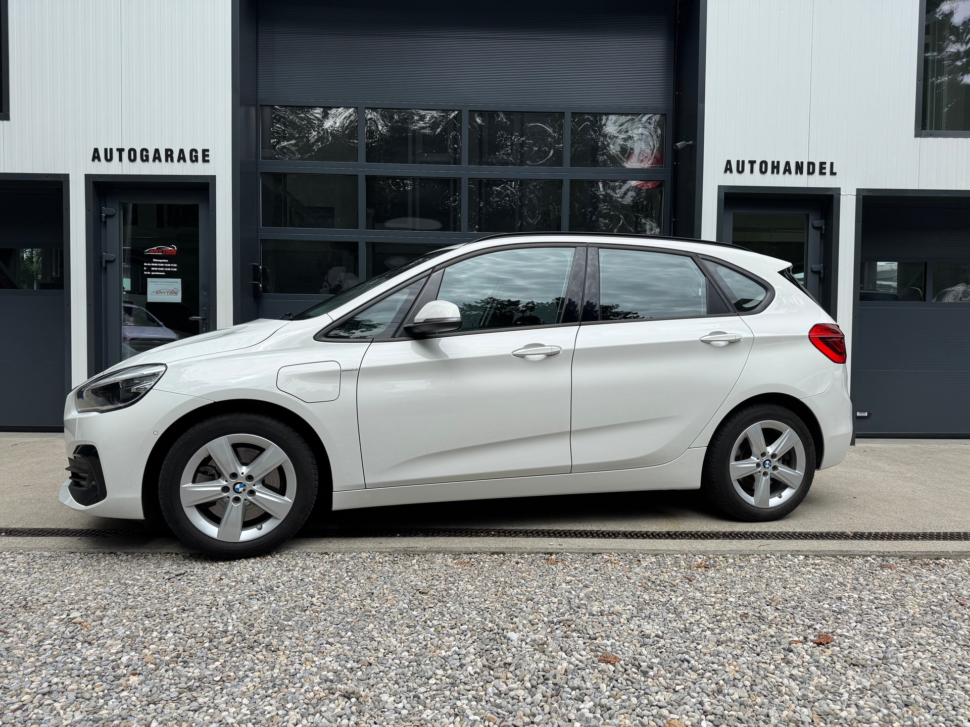 BMW 225xe iPerformance Active Tourer Steptronic-image-3