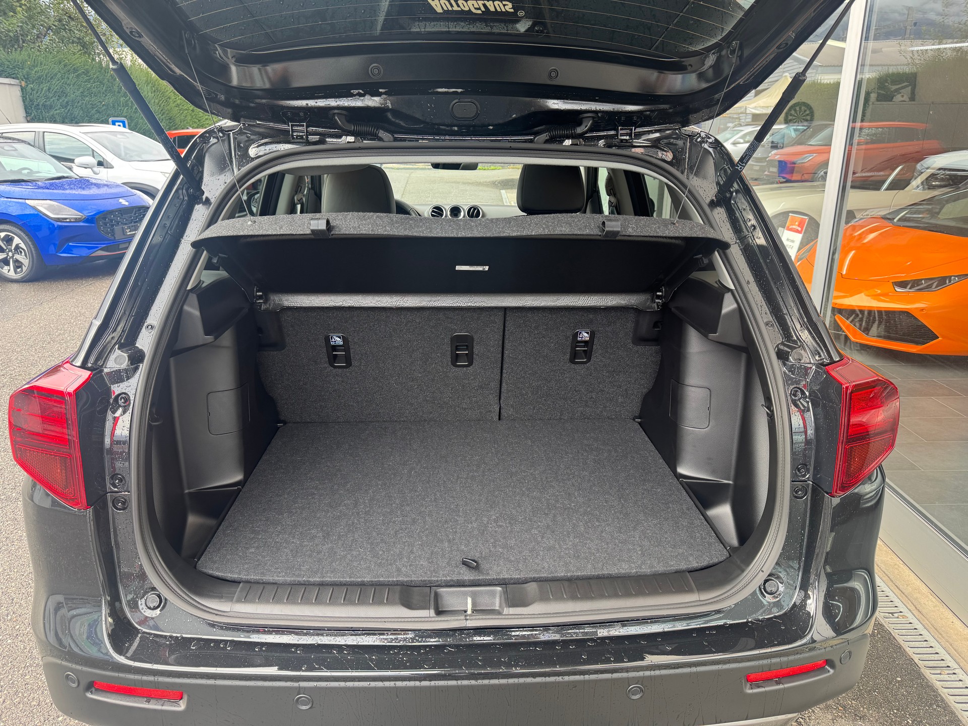 SUZUKI Vitara 1.4 Boosterjet Compact Top 4x4 Hybrid Automatic-image-13