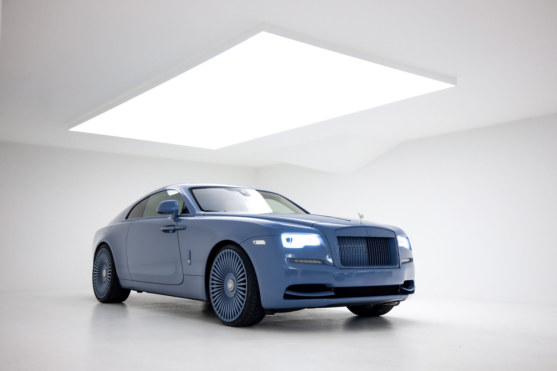 ROLLS-ROYCE Wraith 6.6 V12-image-4