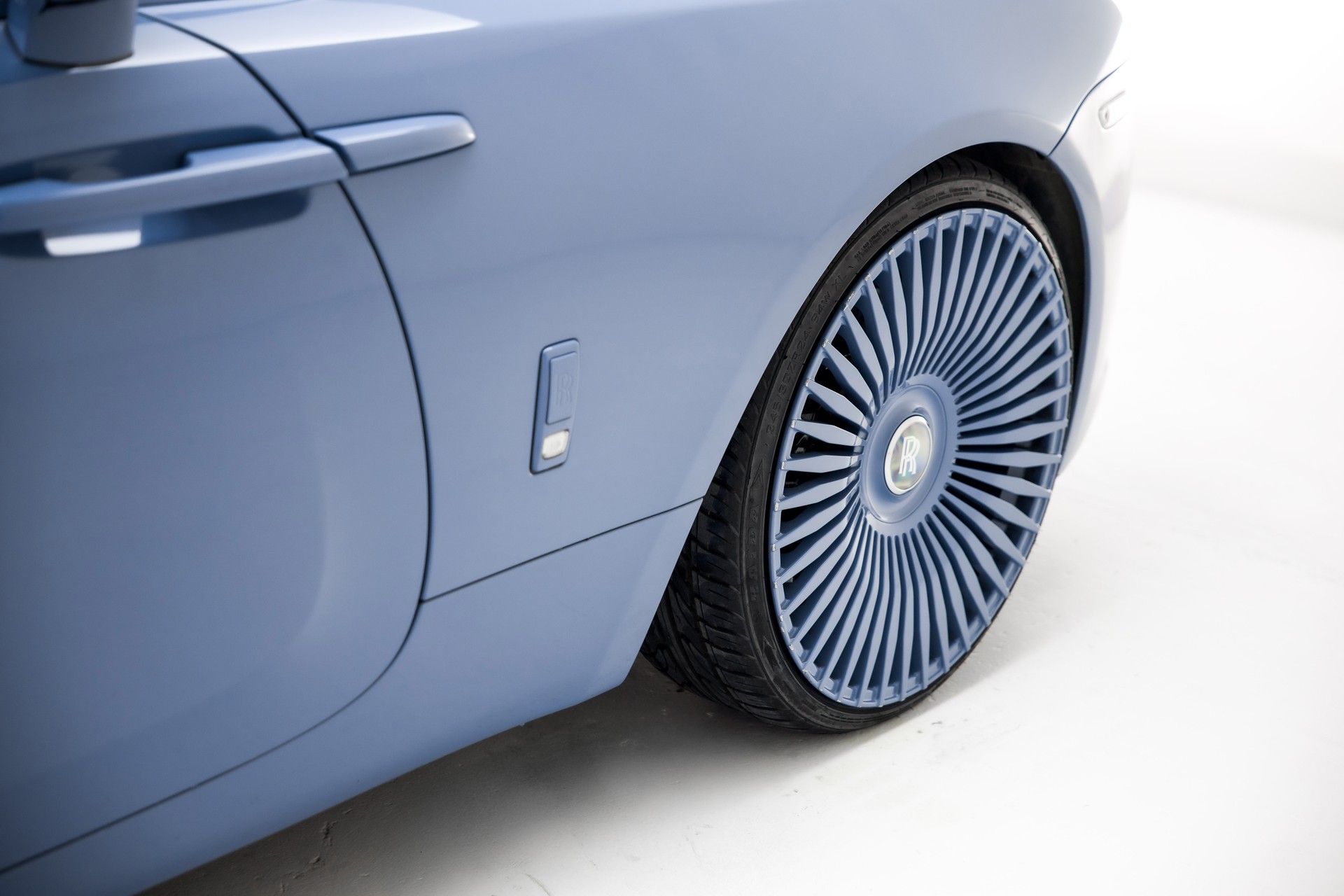 ROLLS-ROYCE Wraith 6.6 V12-image-17