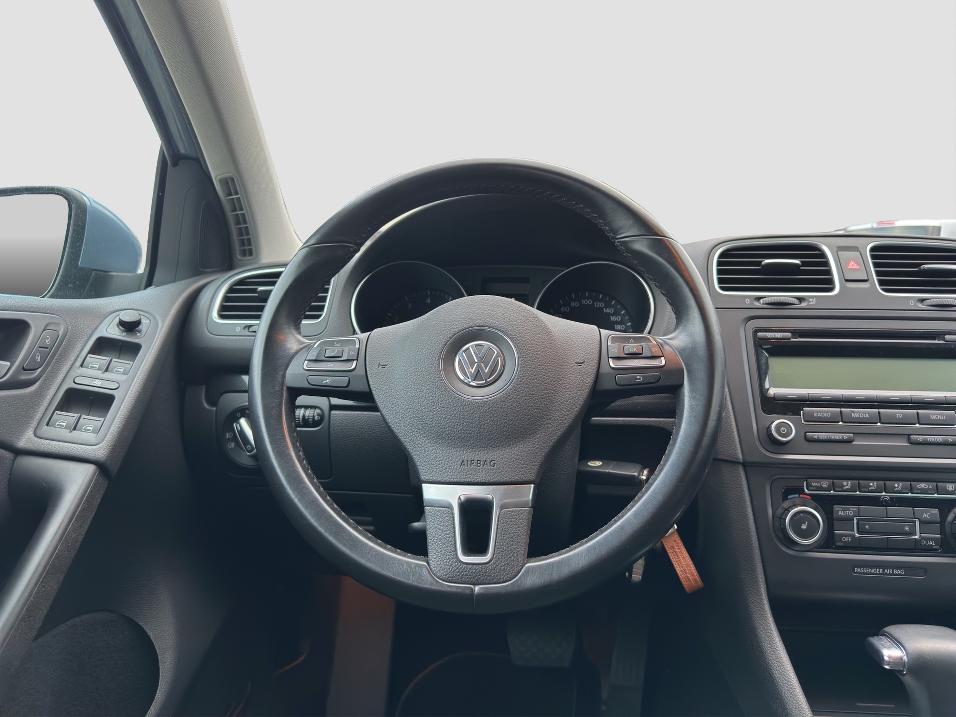 VW Golf 1.4 TSI Comfortline DSG-image-15