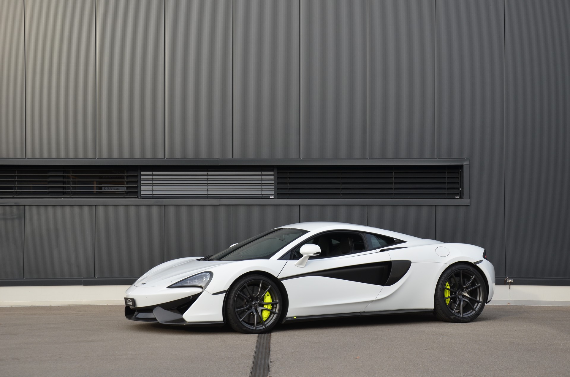 McLAREN 570S Coupé 3.8 V8 SSG-showroom-element-1